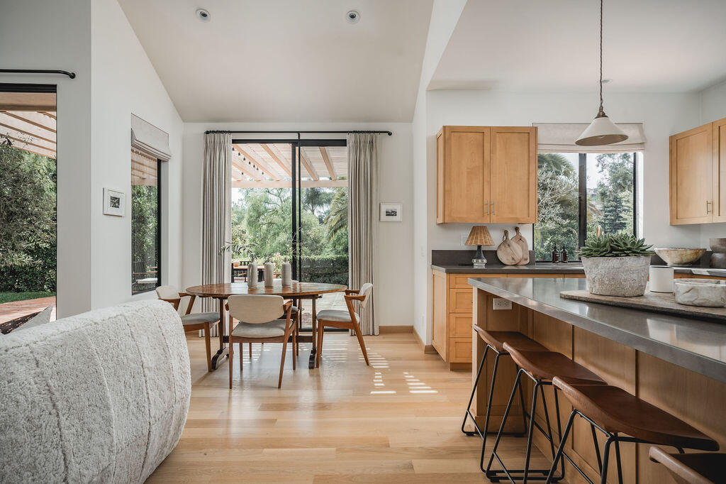 Santa Barbara, California 93108, United States, 3 Bedrooms Bedrooms, ,3 BathroomsBathrooms,Residential,Active,222461