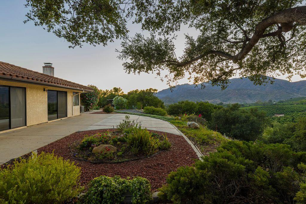 Ojai, California 93023, United States, 3 Bedrooms Bedrooms, ,2 BathroomsBathrooms,Residential,Active,201135