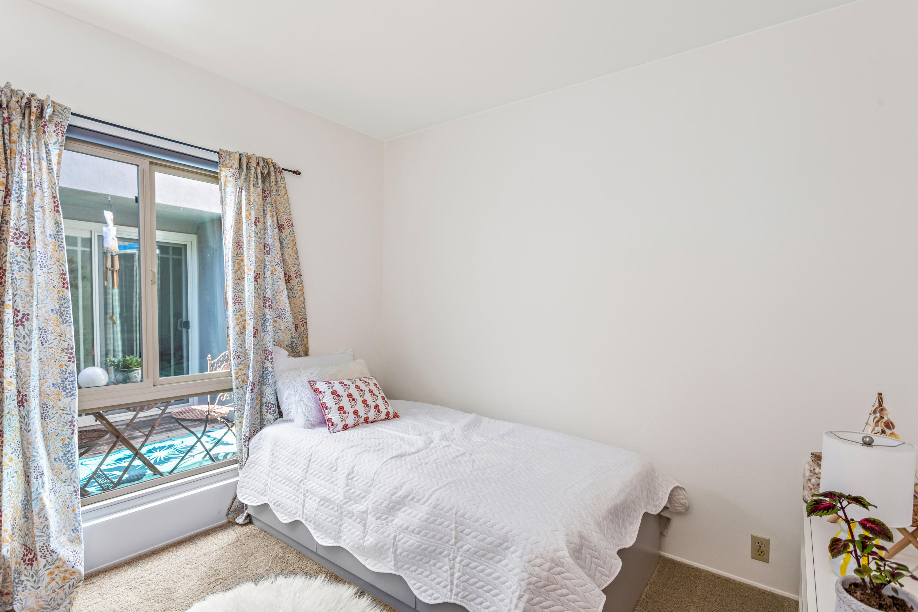 Goleta, California 93117, United States, 4 Bedrooms Bedrooms, ,2 BathroomsBathrooms,Residential,Active,230639