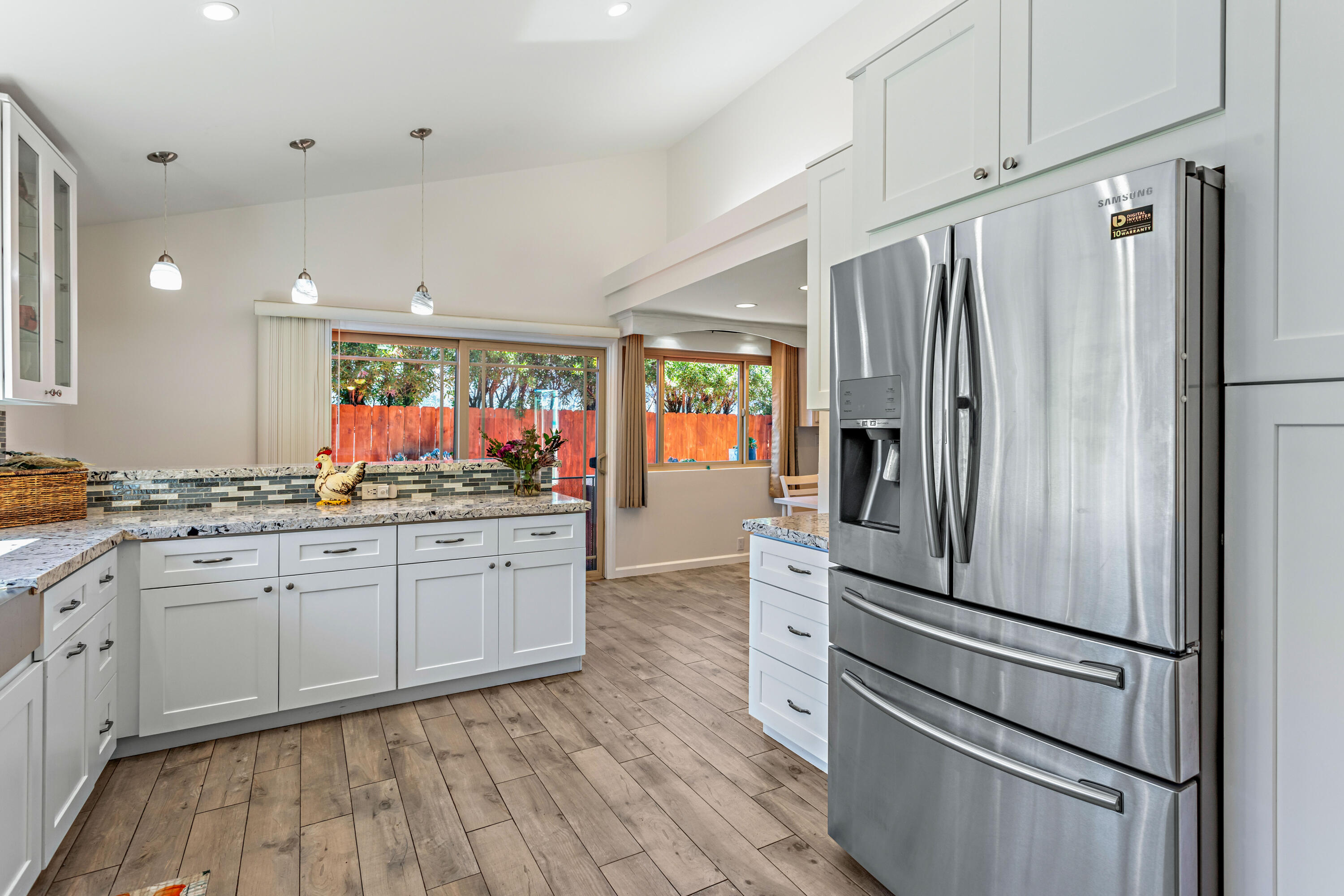 Goleta, California 93117, United States, 4 Bedrooms Bedrooms, ,2 BathroomsBathrooms,Residential,Active,230639