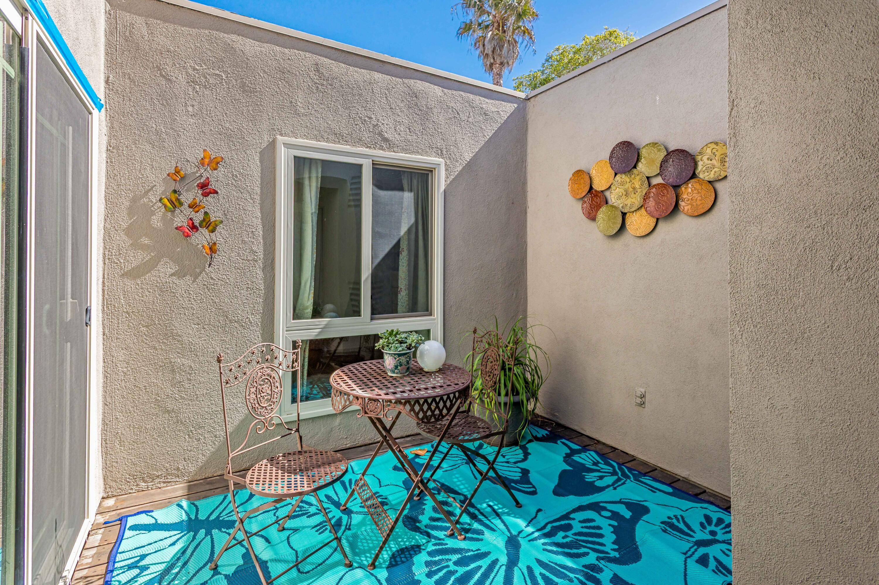 Goleta, California 93117, United States, 4 Bedrooms Bedrooms, ,2 BathroomsBathrooms,Residential,Active,230639