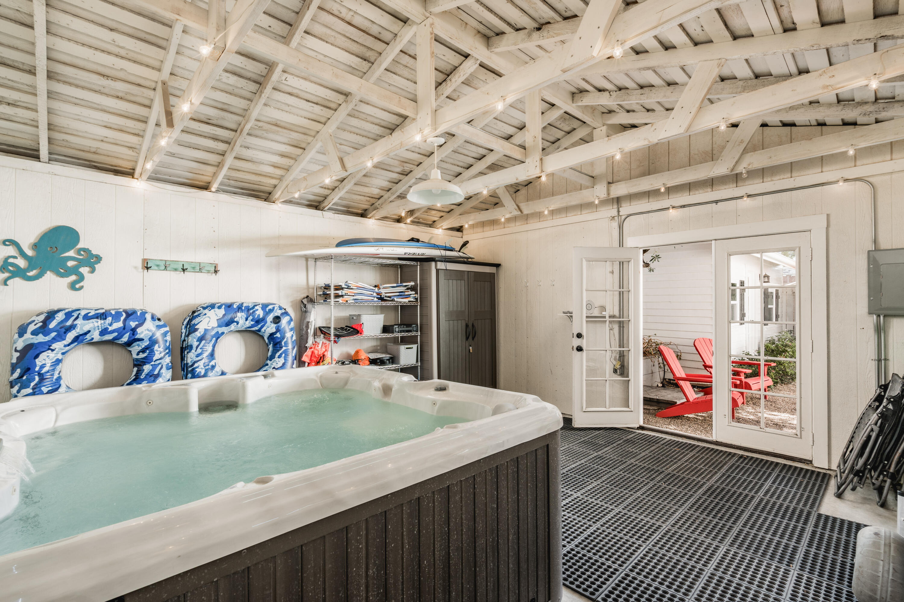 Santa Barbara, California 93103, United States, ,Residential,Active,243464