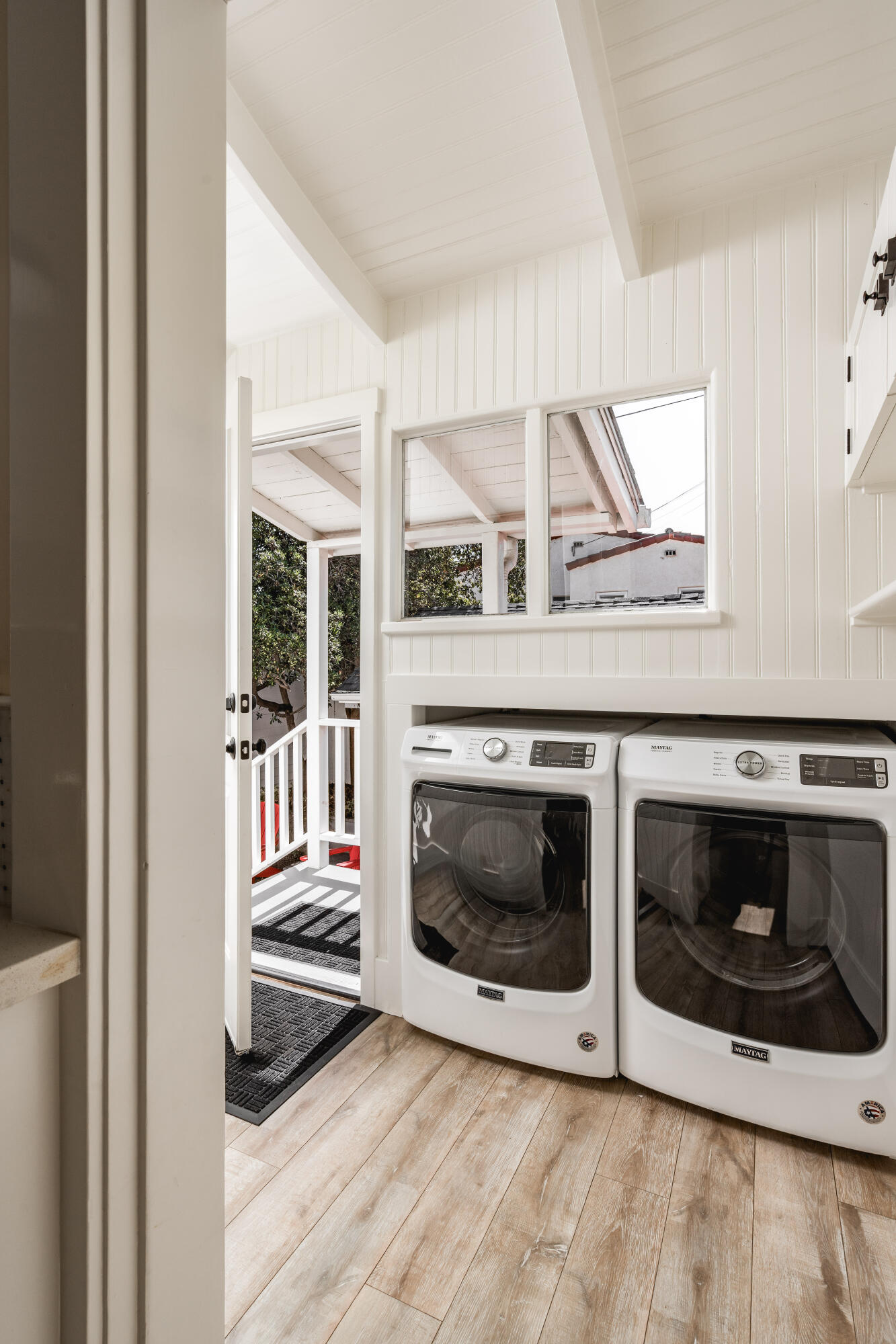 Santa Barbara, California 93103, United States, ,Residential,Active,243464