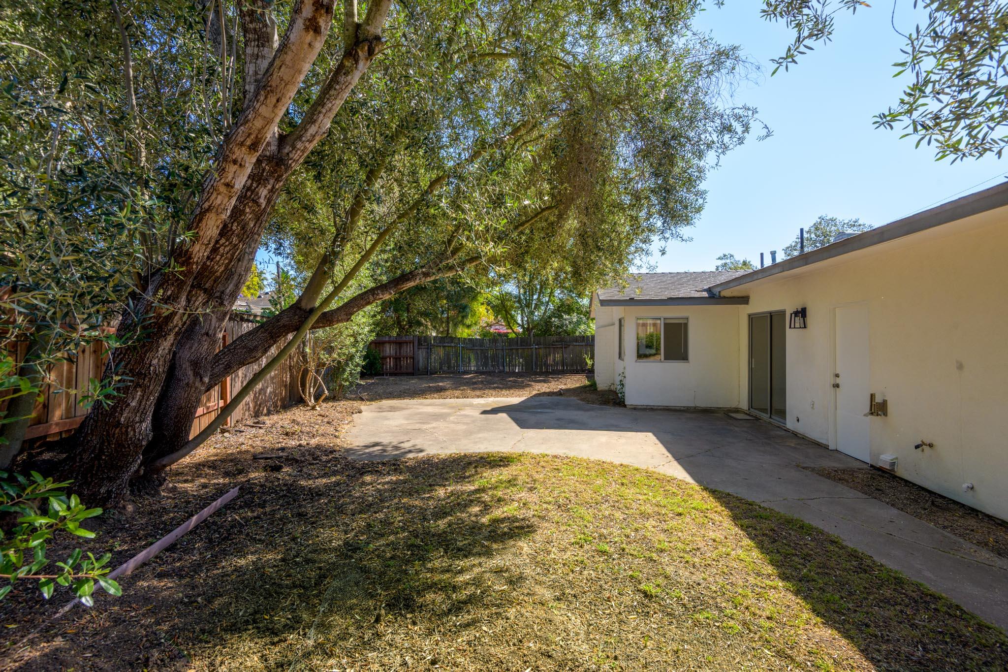 1062 N San Marcos Road