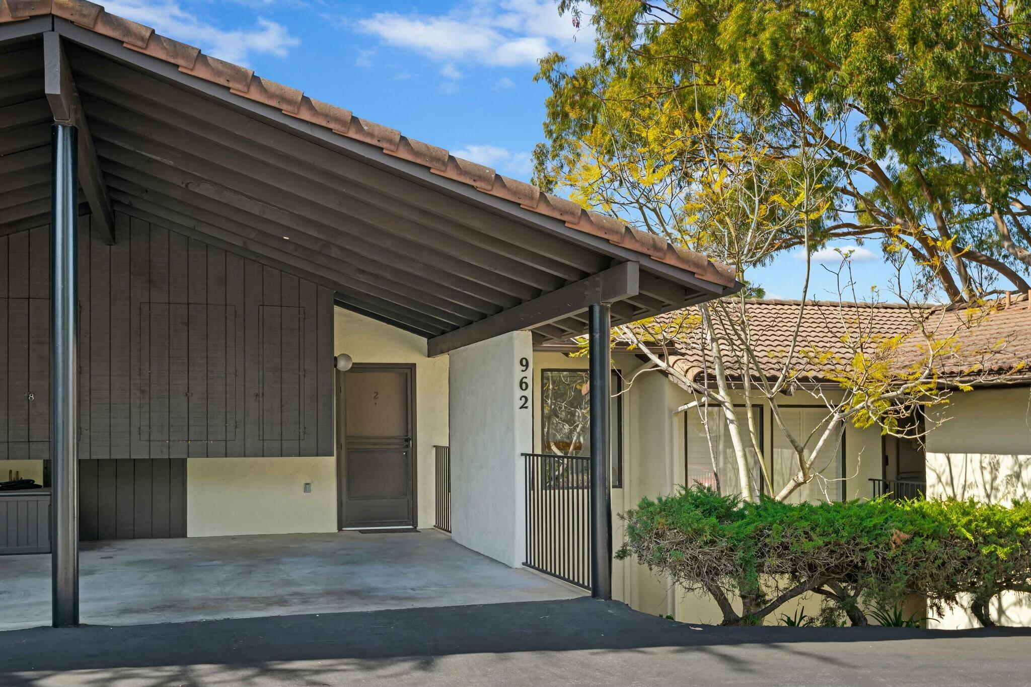 Santa Barbara, California 93109, United States, 2 Bedrooms Bedrooms, ,2 BathroomsBathrooms,Residential,Active,94605