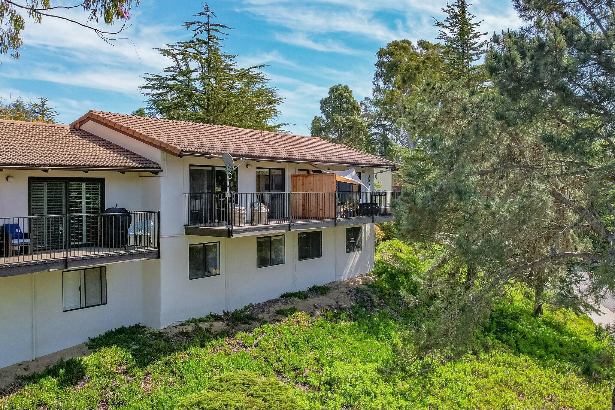 Santa Barbara, California 93109, United States, 2 Bedrooms Bedrooms, ,2 BathroomsBathrooms,Residential,Active,94605