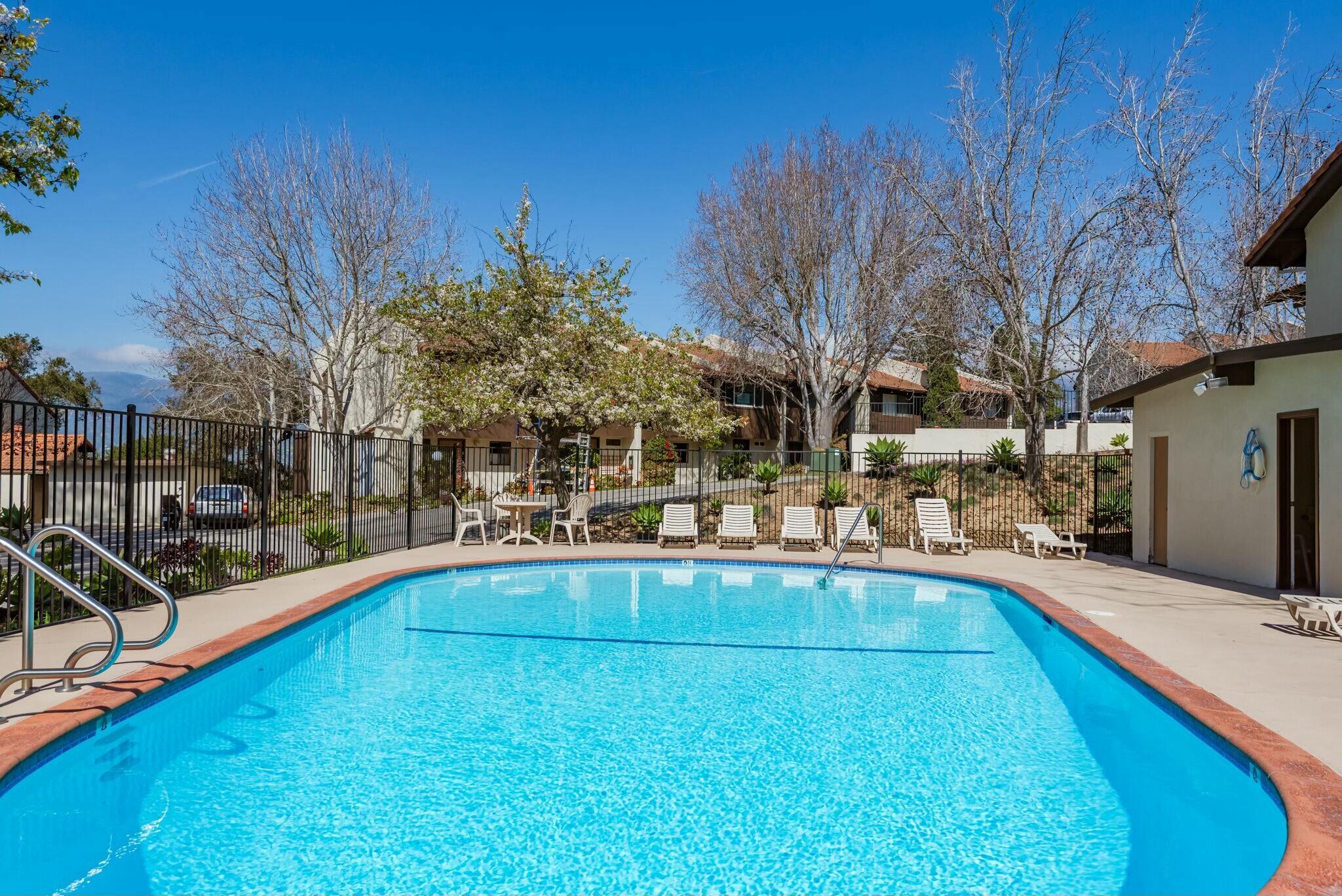 Santa Barbara, California 93109, United States, 2 Bedrooms Bedrooms, ,2 BathroomsBathrooms,Residential,Active,94605