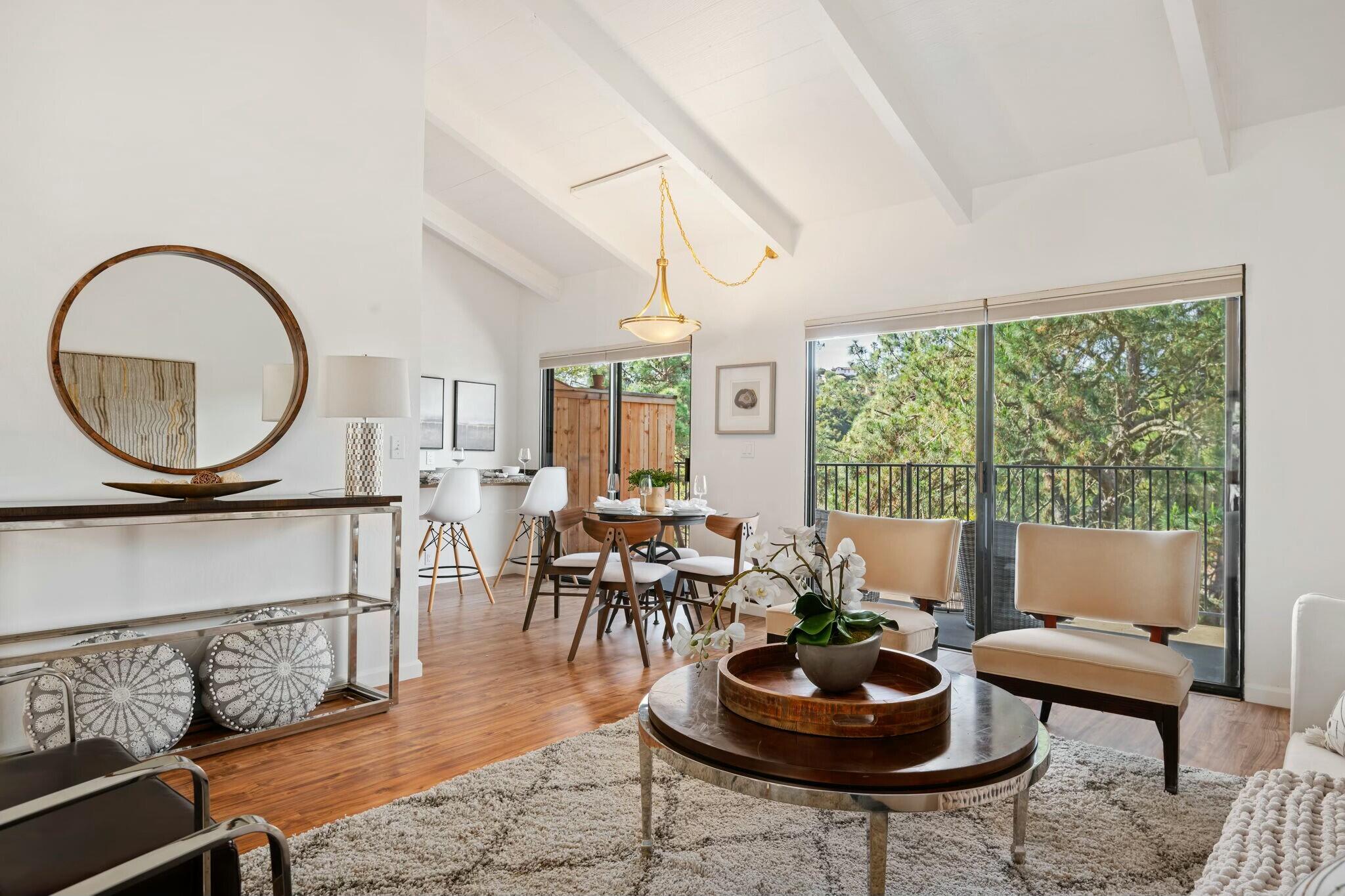 Santa Barbara, California 93109, United States, 2 Bedrooms Bedrooms, ,2 BathroomsBathrooms,Residential,Active,94605