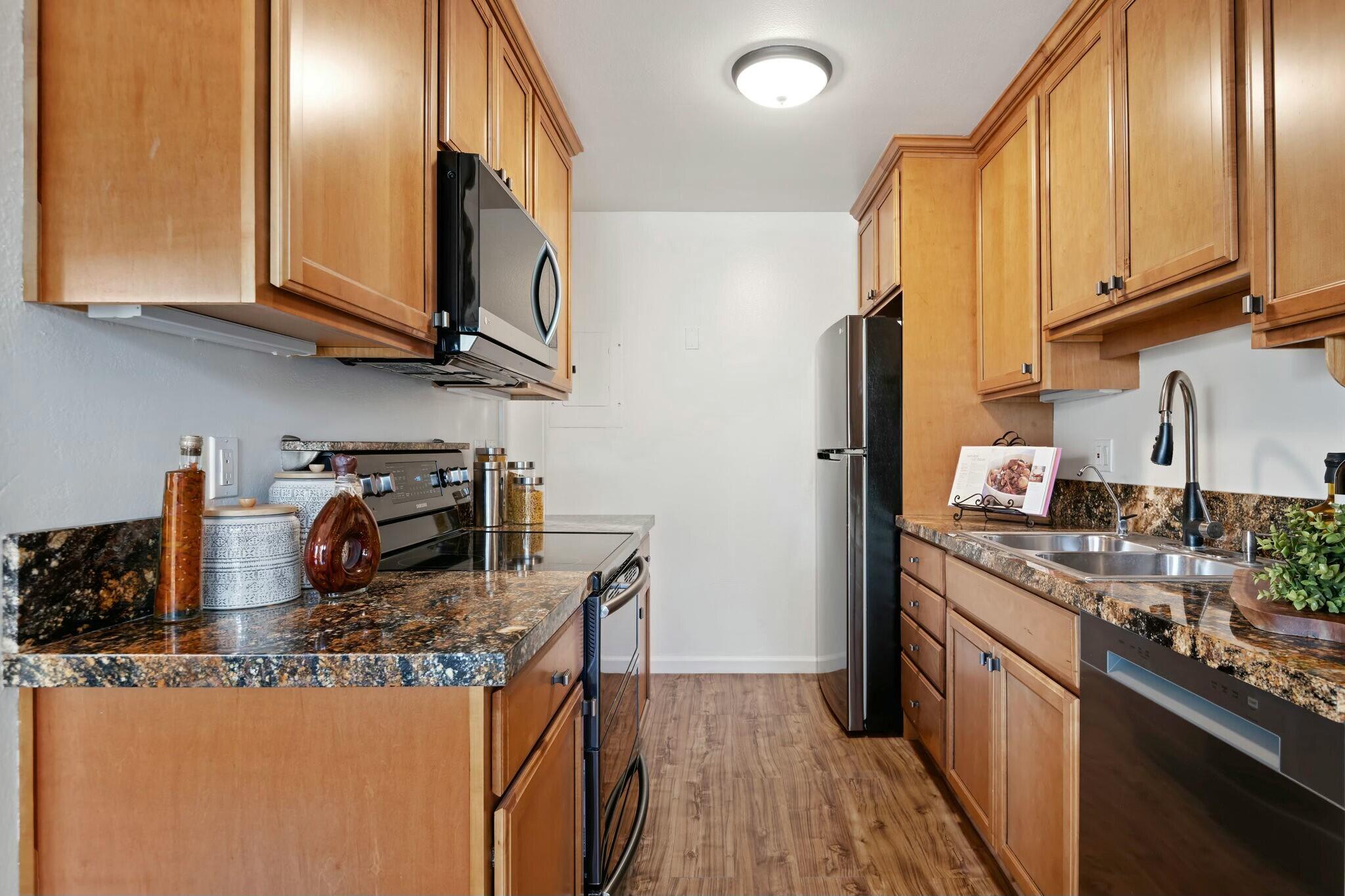 Santa Barbara, California 93109, United States, 2 Bedrooms Bedrooms, ,2 BathroomsBathrooms,Residential,Active,94605