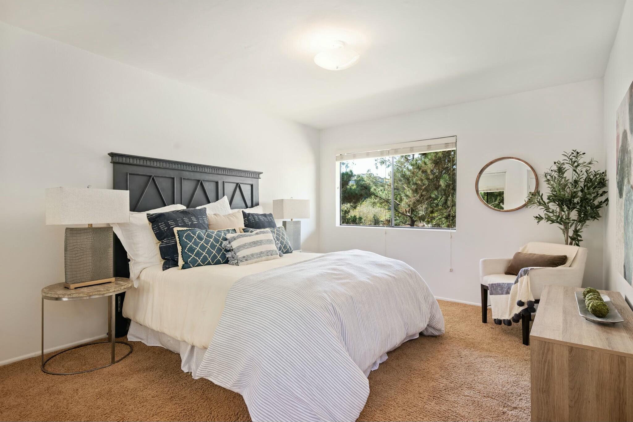 Santa Barbara, California 93109, United States, 2 Bedrooms Bedrooms, ,2 BathroomsBathrooms,Residential,Active,94605