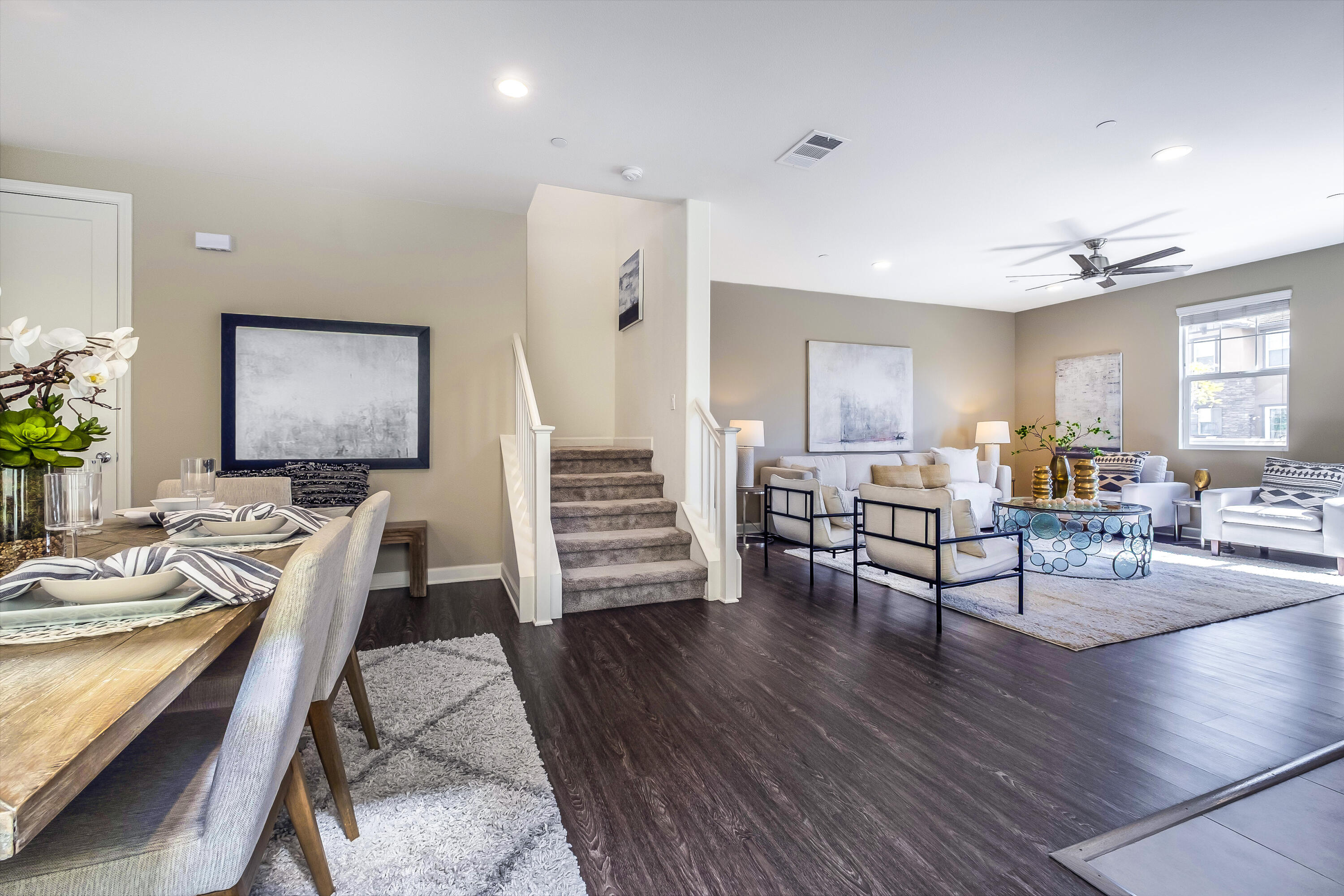 Goleta, California 93117, United States, 4 Bedrooms Bedrooms, ,3 BathroomsBathrooms,Residential,Pending,77222