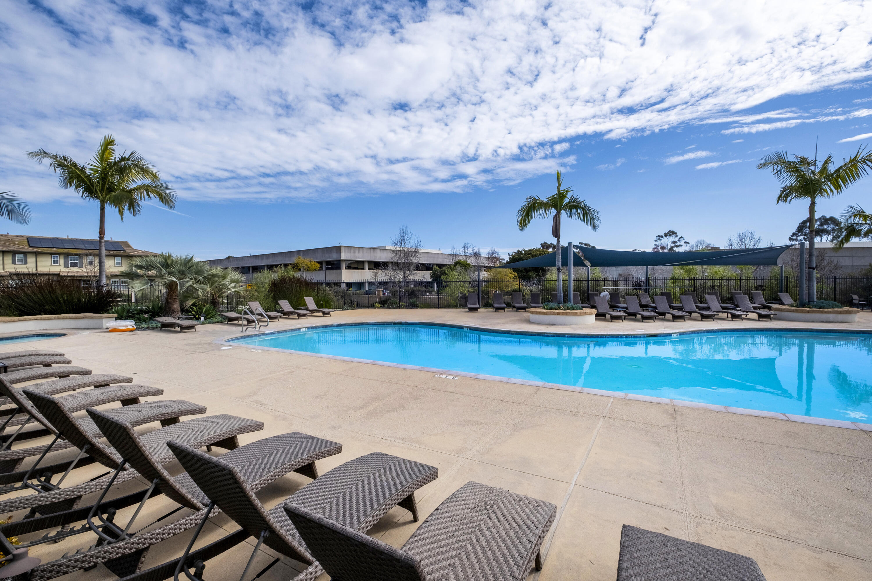 Goleta, California 93117, United States, 4 Bedrooms Bedrooms, ,3 BathroomsBathrooms,Residential,Pending,77222