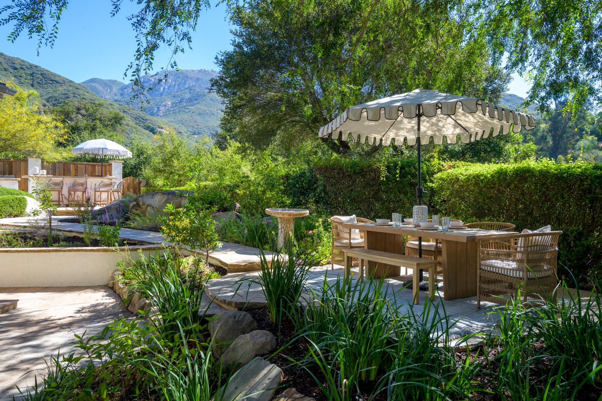 Santa Barbara, California 93105, United States, 4 Bedrooms Bedrooms, ,4 BathroomsBathrooms,Residential,Active,173854