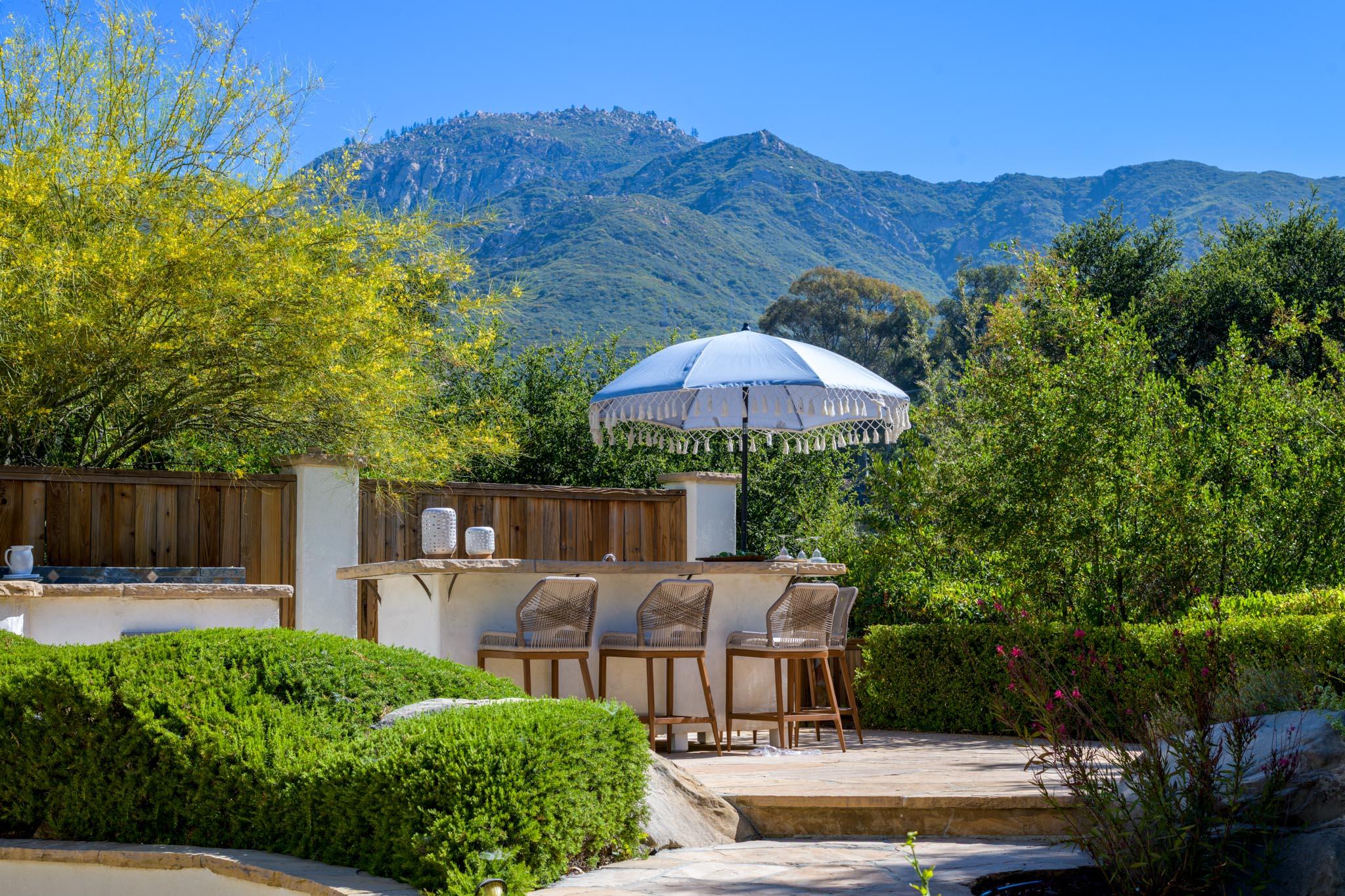 Santa Barbara, California 93105, United States, 4 Bedrooms Bedrooms, ,4 BathroomsBathrooms,Residential,Active,173854