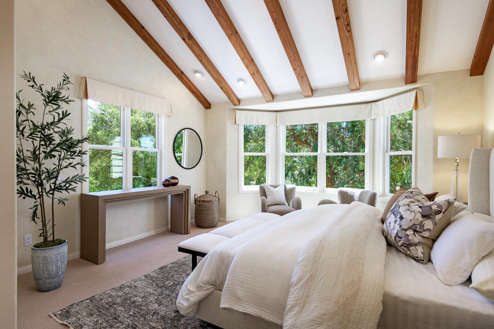 Santa Barbara, California 93105, United States, 4 Bedrooms Bedrooms, ,4 BathroomsBathrooms,Residential,Active,173854