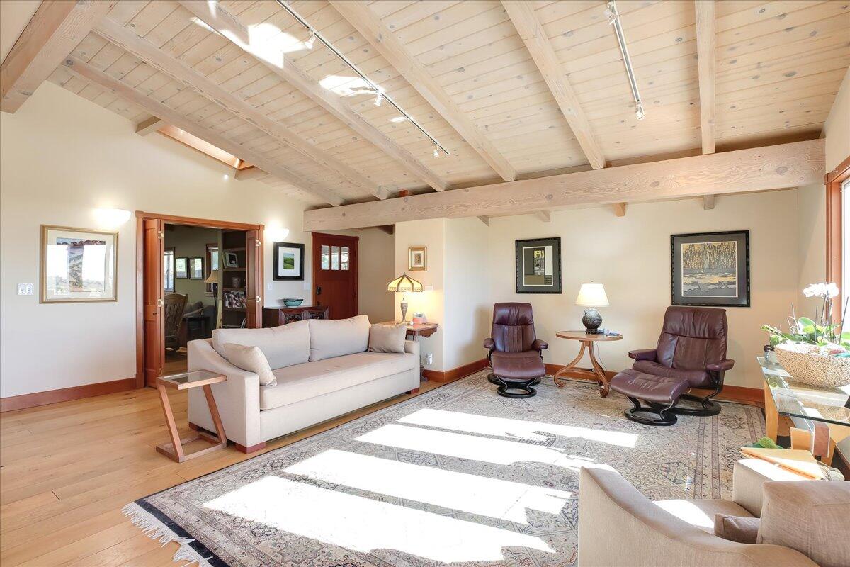 2020 Las Canoas Ridge Way