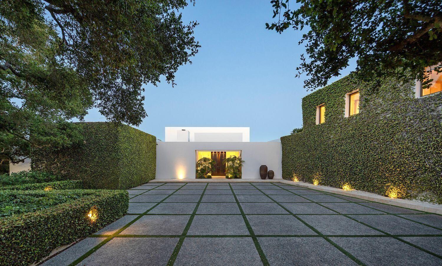 356 Woodley Road