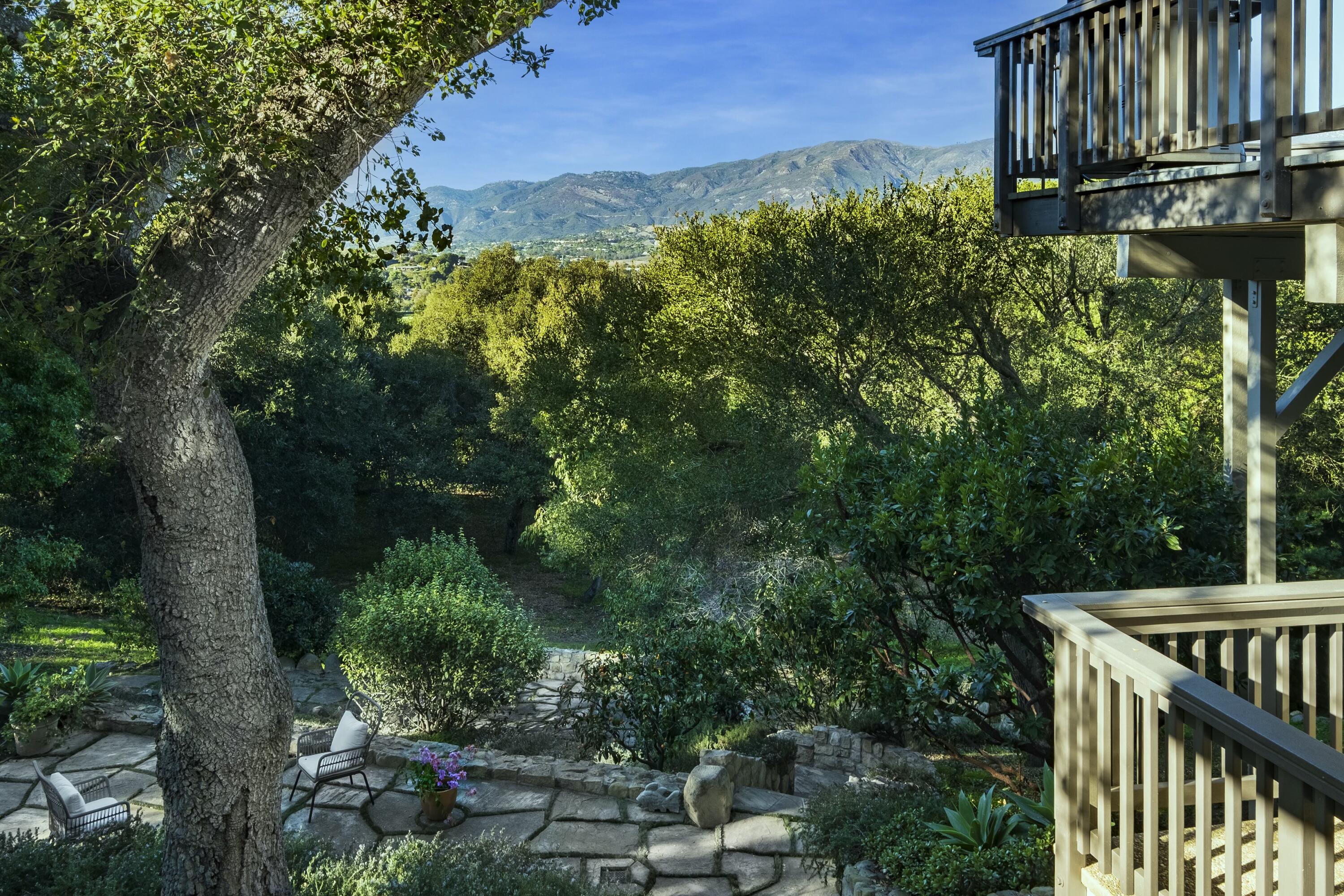 Santa Barbara, California 93110, United States, 3 Bedrooms Bedrooms, ,3 BathroomsBathrooms,Residential,Active,7416