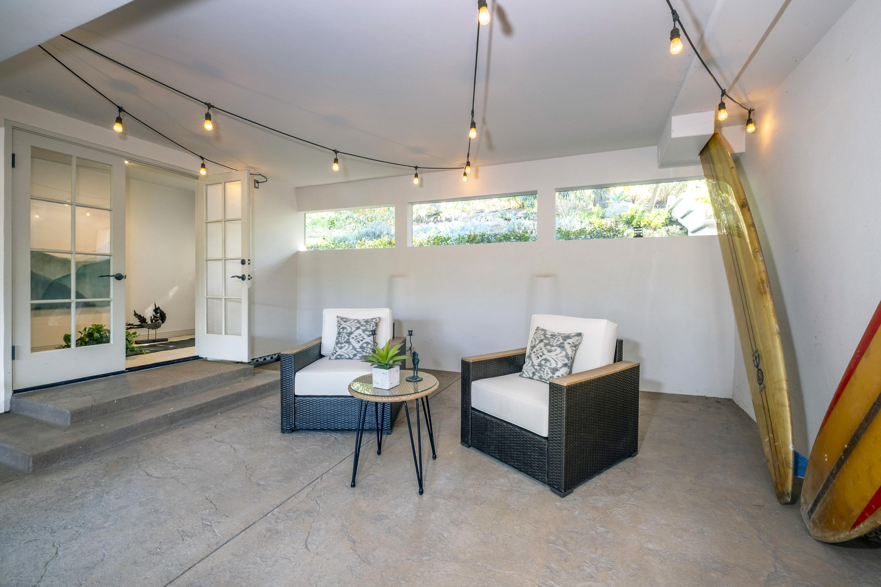 Santa Barbara, California 93110, United States, 3 Bedrooms Bedrooms, ,3 BathroomsBathrooms,Residential,Active,7416