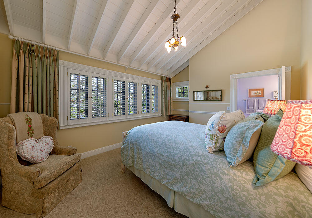 Santa Barbara, California 93108, United States, 7 Bedrooms Bedrooms, ,8 BathroomsBathrooms,Residential,Active,113852