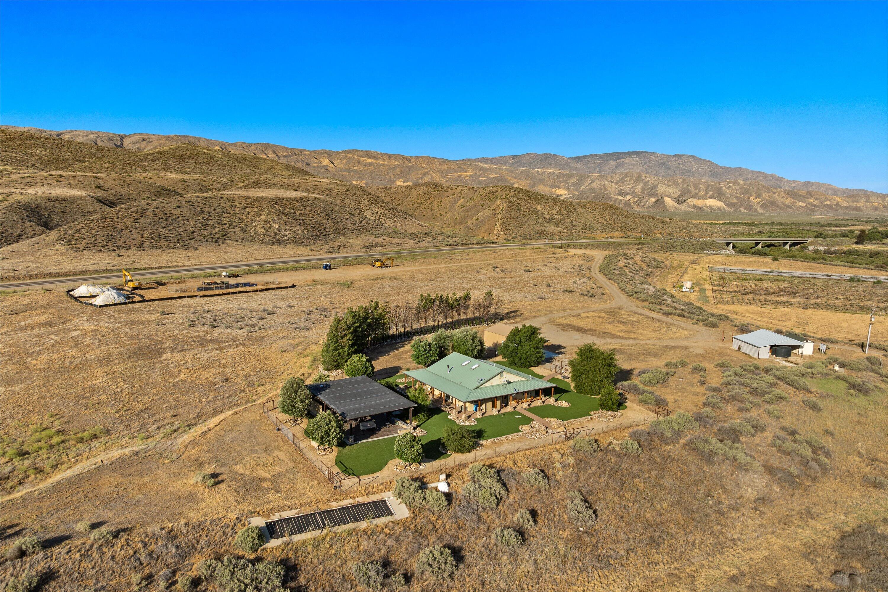 Cuyama, California 93461, United States, 2 Bedrooms Bedrooms, ,2 BathroomsBathrooms,Residential,Active,137976