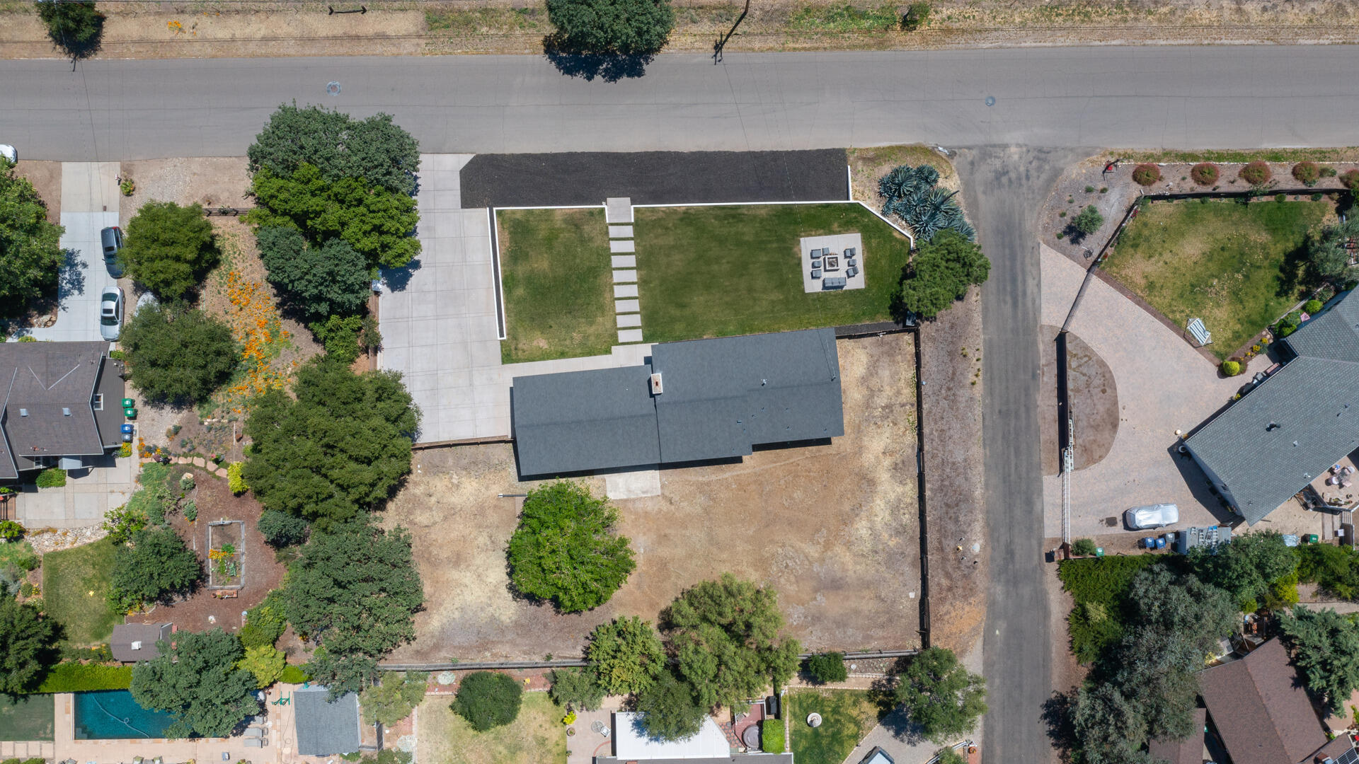 Santa Ynez, California 93460, United States, 3 Bedrooms Bedrooms, ,2 BathroomsBathrooms,Residential,Active,132711