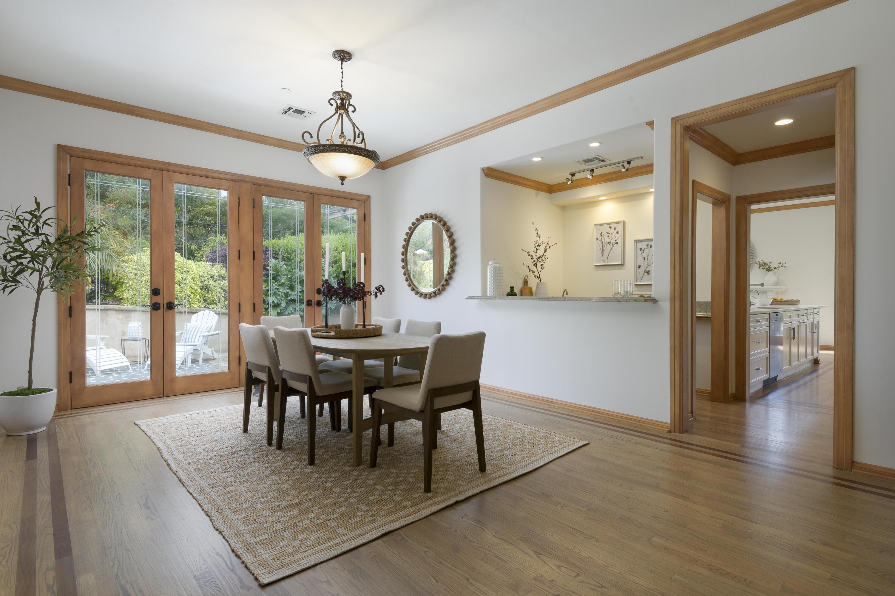 1122 Camino Viejo Road