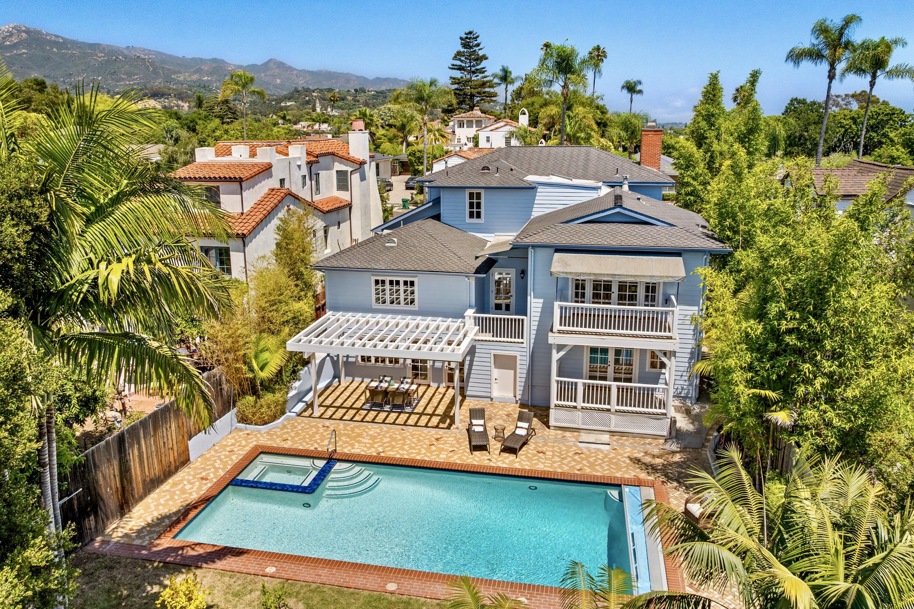 Santa Barbara, California 93105, United States, 5 Bedrooms Bedrooms, ,7 BathroomsBathrooms,Residential,Active,185784