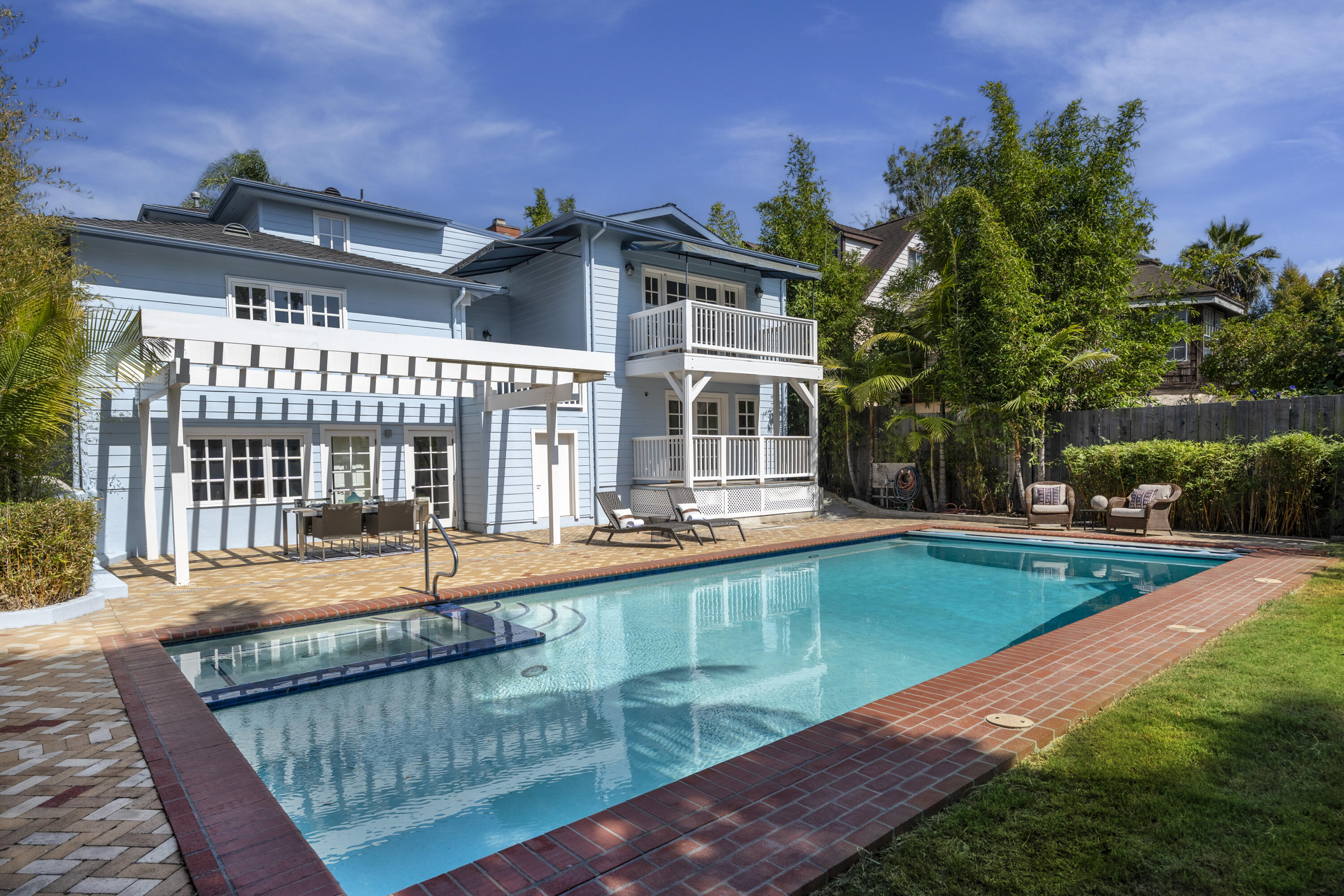 Santa Barbara, California 93105, United States, 5 Bedrooms Bedrooms, ,7 BathroomsBathrooms,Residential,Active,185784