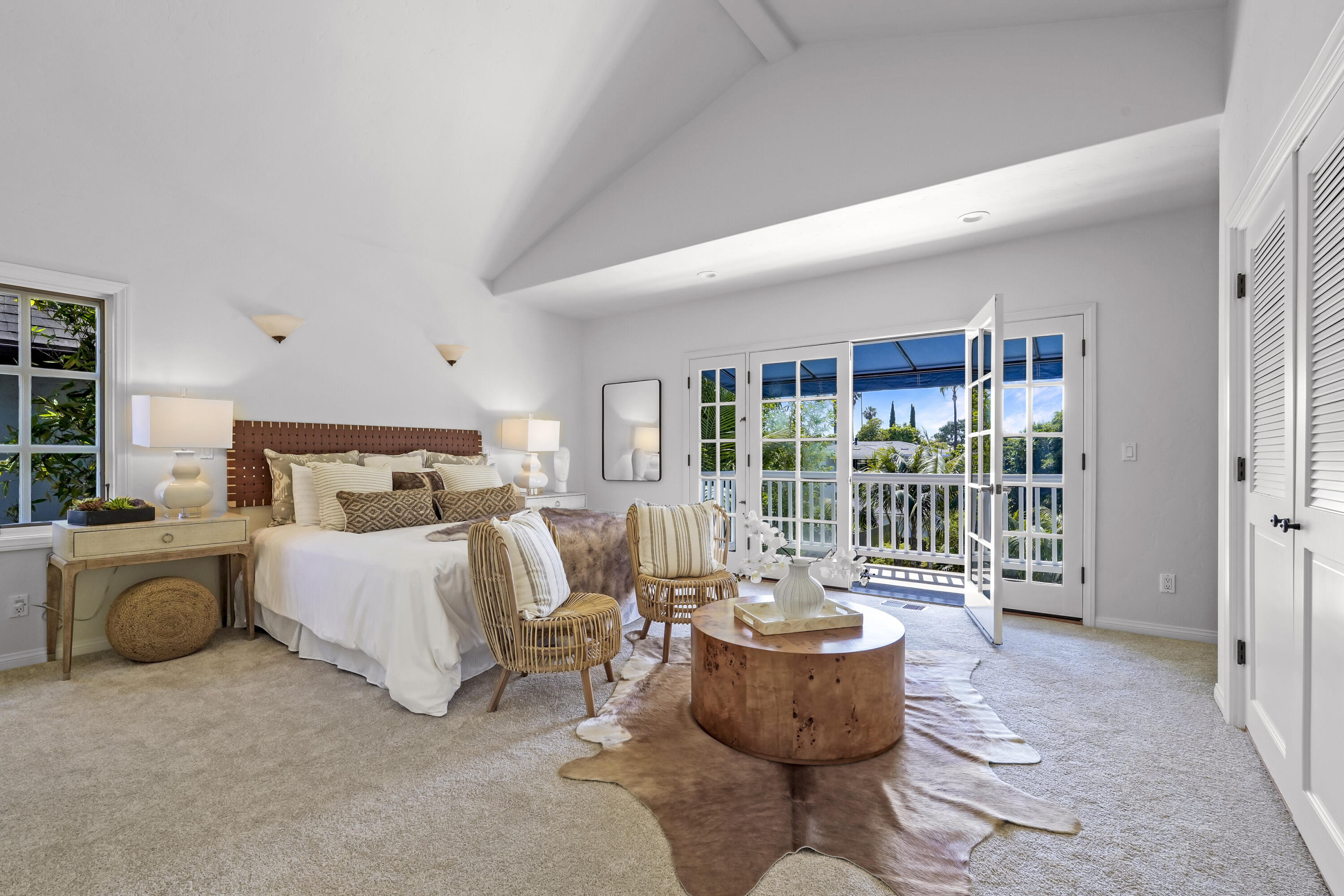 Santa Barbara, California 93105, United States, 5 Bedrooms Bedrooms, ,7 BathroomsBathrooms,Residential,Active,185784