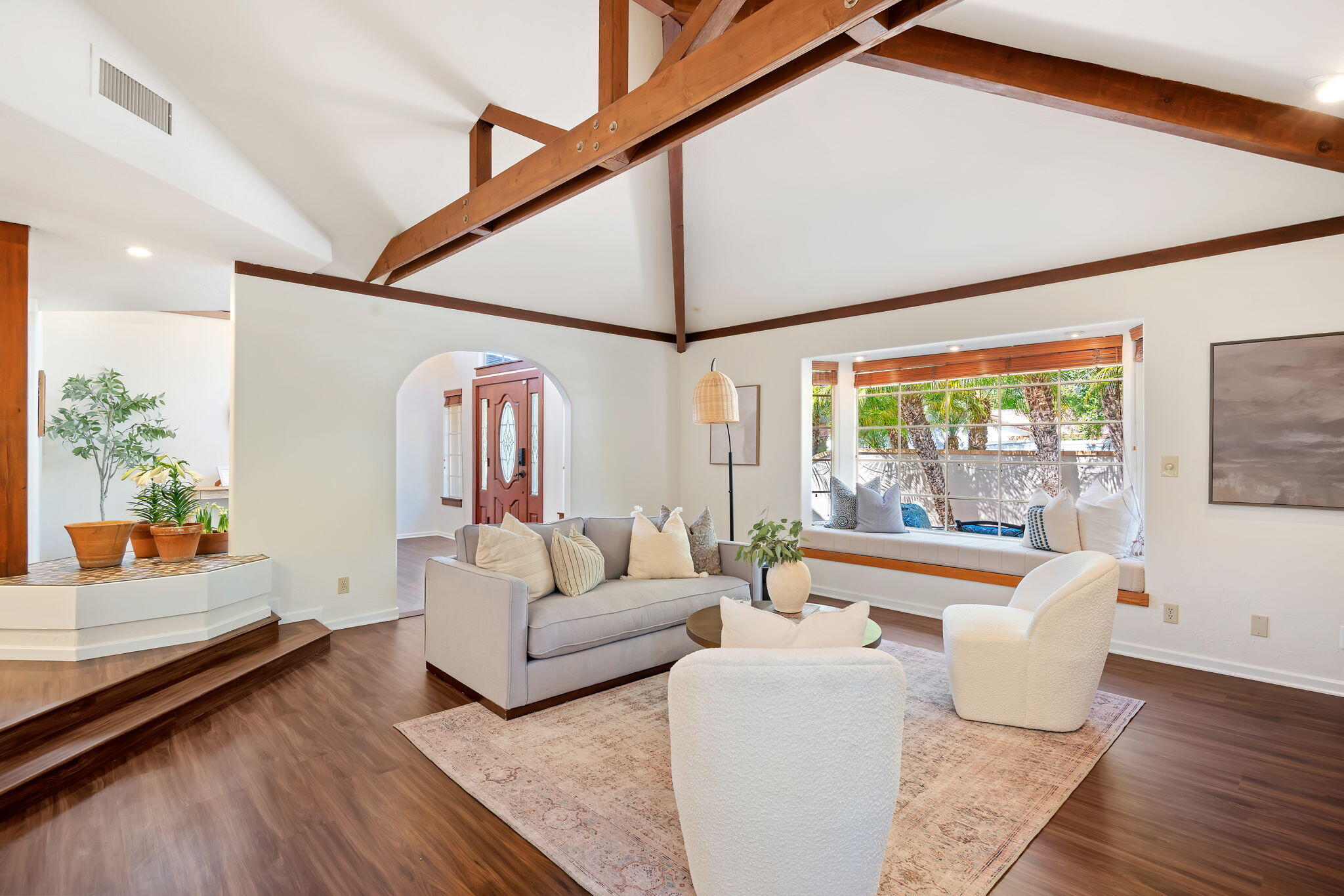 Goleta, California 93117, United States, 2 Bedrooms Bedrooms, ,2 BathroomsBathrooms,Residential,Pending,116030