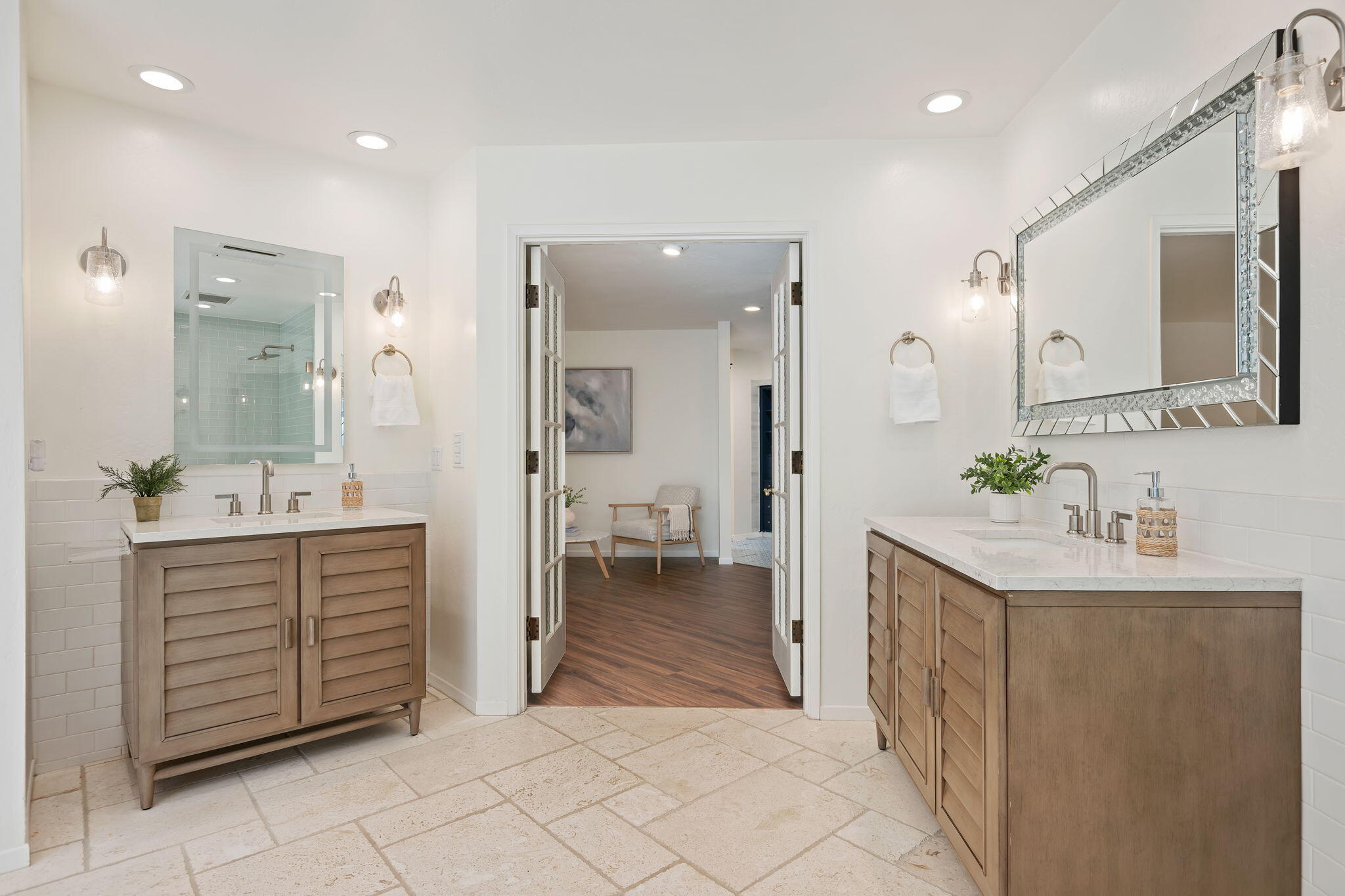 Goleta, California 93117, United States, 2 Bedrooms Bedrooms, ,2 BathroomsBathrooms,Residential,Pending,116030