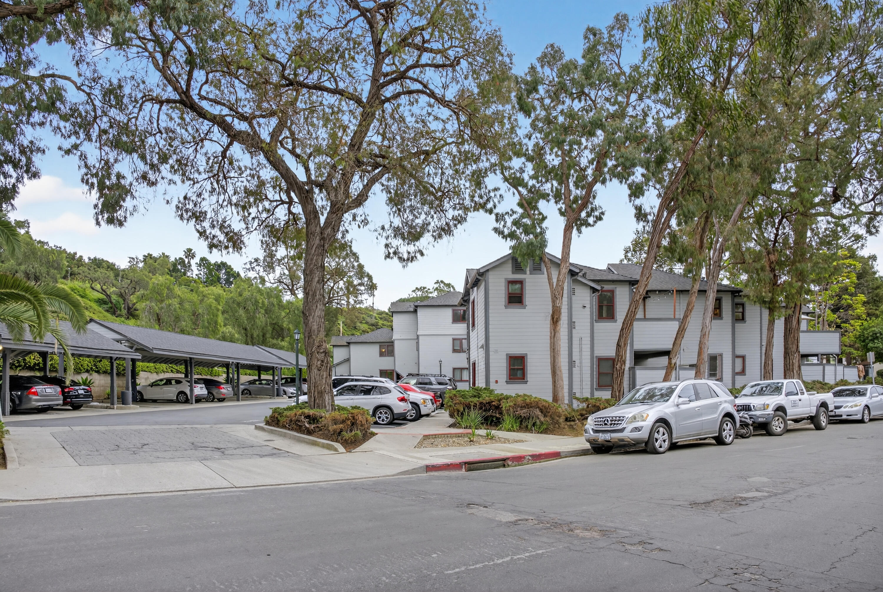 521 W Montecito Street #1