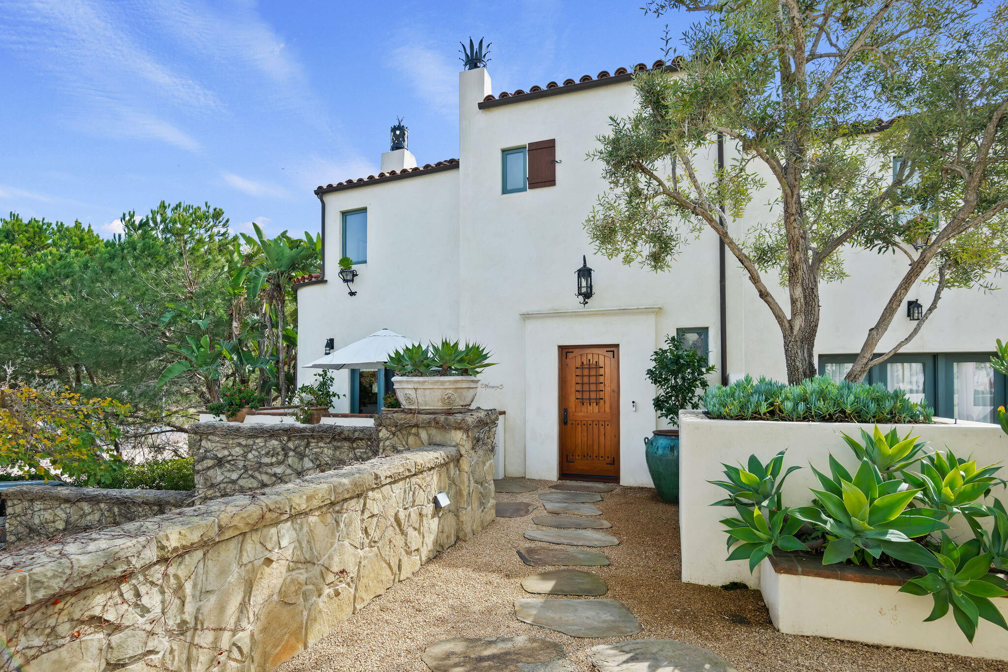 Santa Barbara, California 93101, United States, 3 Bedrooms Bedrooms, ,3 BathroomsBathrooms,Residential,Active,2671 Santa Barbara, California 93101, United States, 3 Bedrooms Bedrooms, ,3 BathroomsBathrooms,Residential,Active,2671