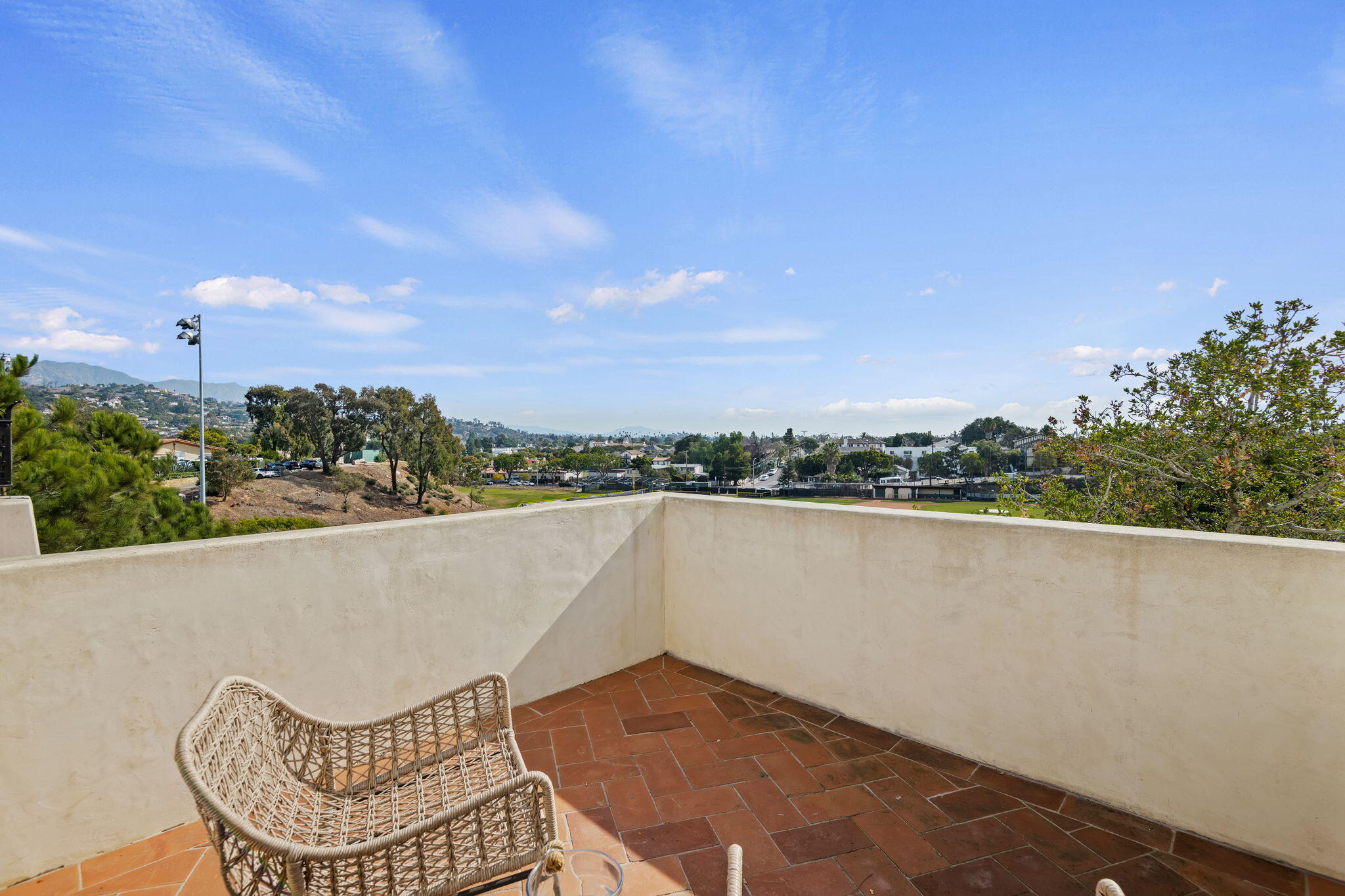 Santa Barbara, California 93101, United States, 3 Bedrooms Bedrooms, ,3 BathroomsBathrooms,Residential,Active,2671