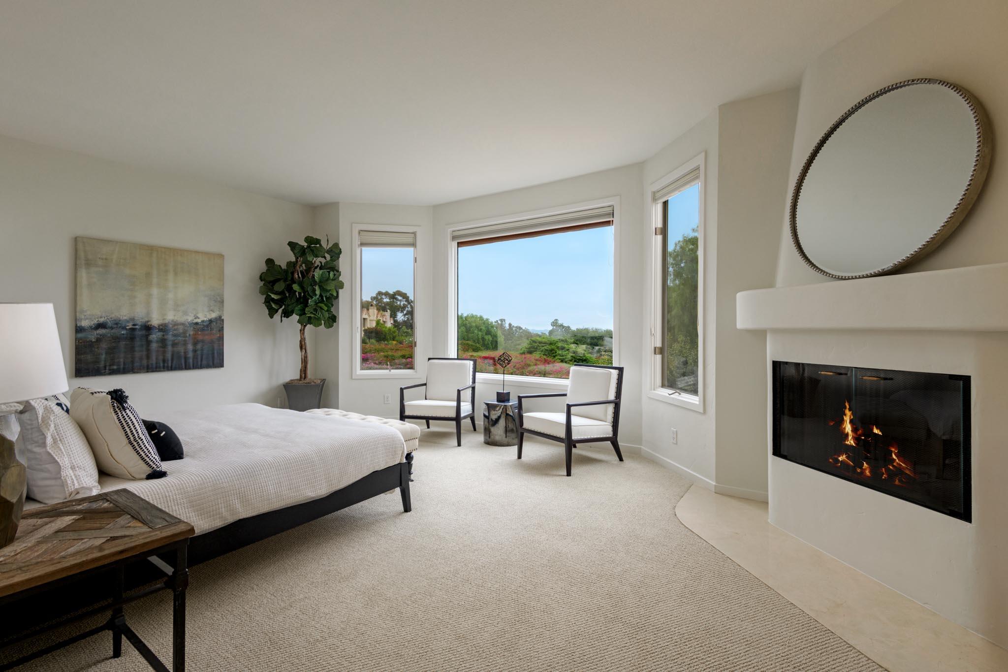 Santa Barbara, California 93105, United States, 4 Bedrooms Bedrooms, ,3 BathroomsBathrooms,Residential,Active,144262