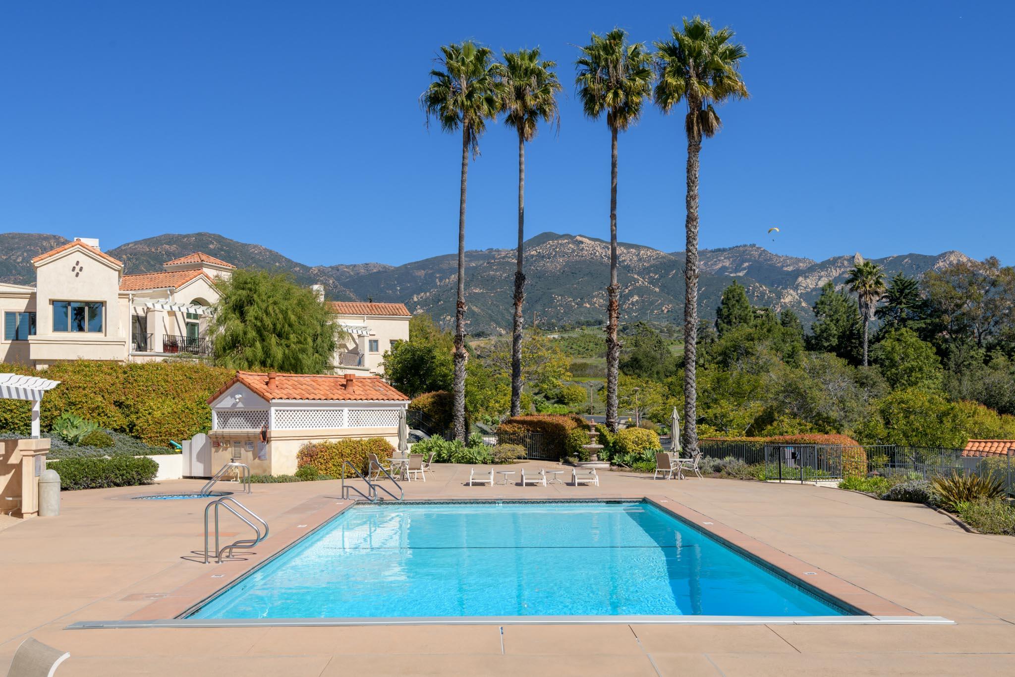 Santa Barbara, California 93105, United States, 4 Bedrooms Bedrooms, ,3 BathroomsBathrooms,Residential,Active,144262