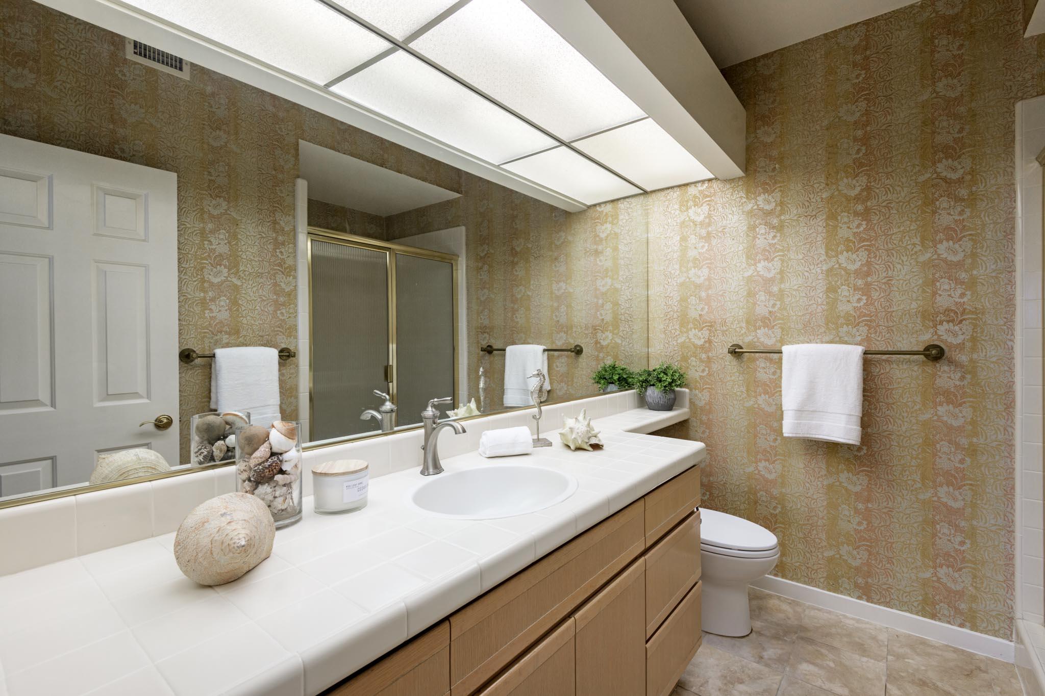 Santa Barbara, California 93105, United States, 4 Bedrooms Bedrooms, ,3 BathroomsBathrooms,Residential,Active,144262