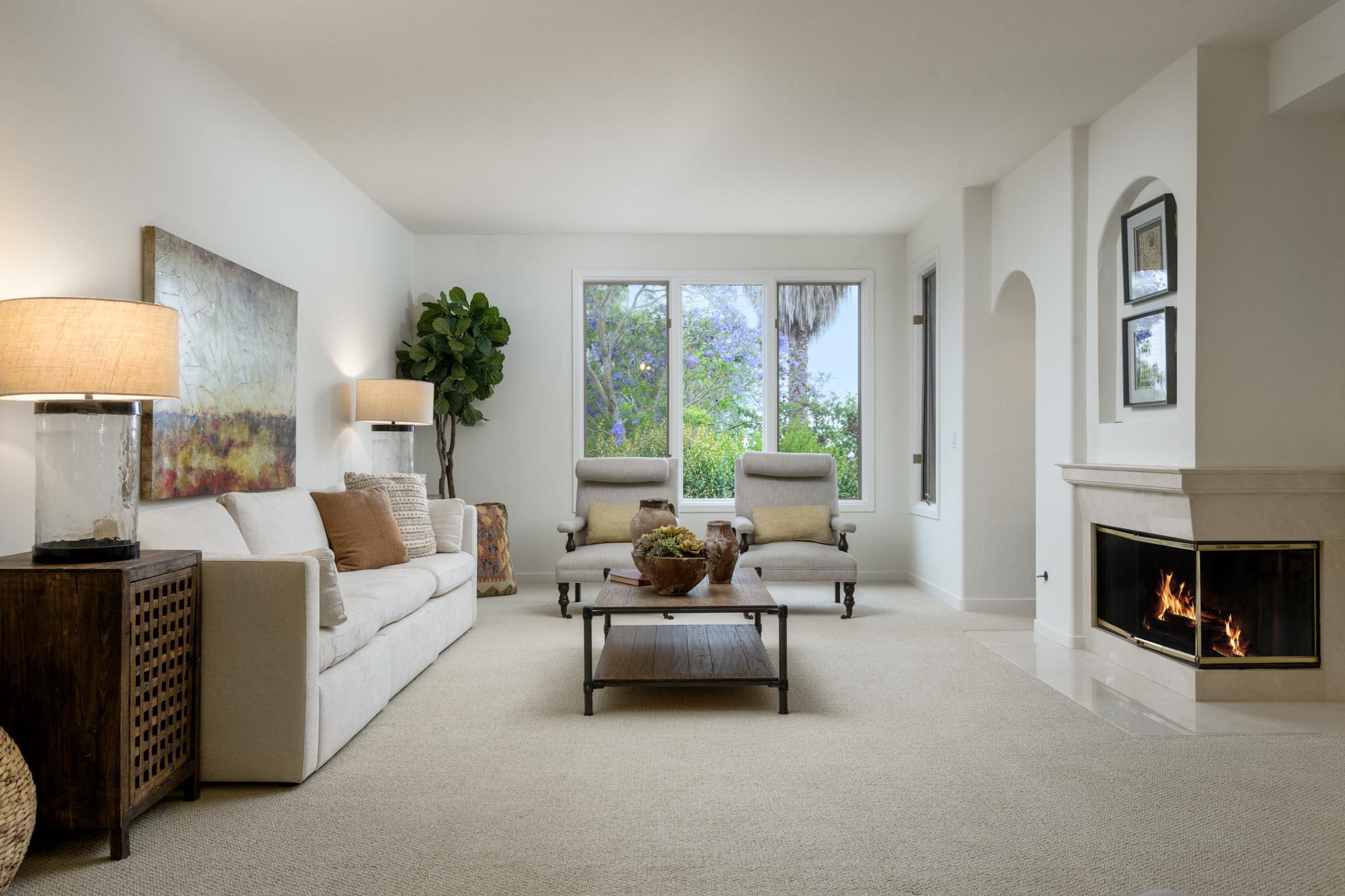 Santa Barbara, California 93105, United States, 4 Bedrooms Bedrooms, ,3 BathroomsBathrooms,Residential,Active,144262