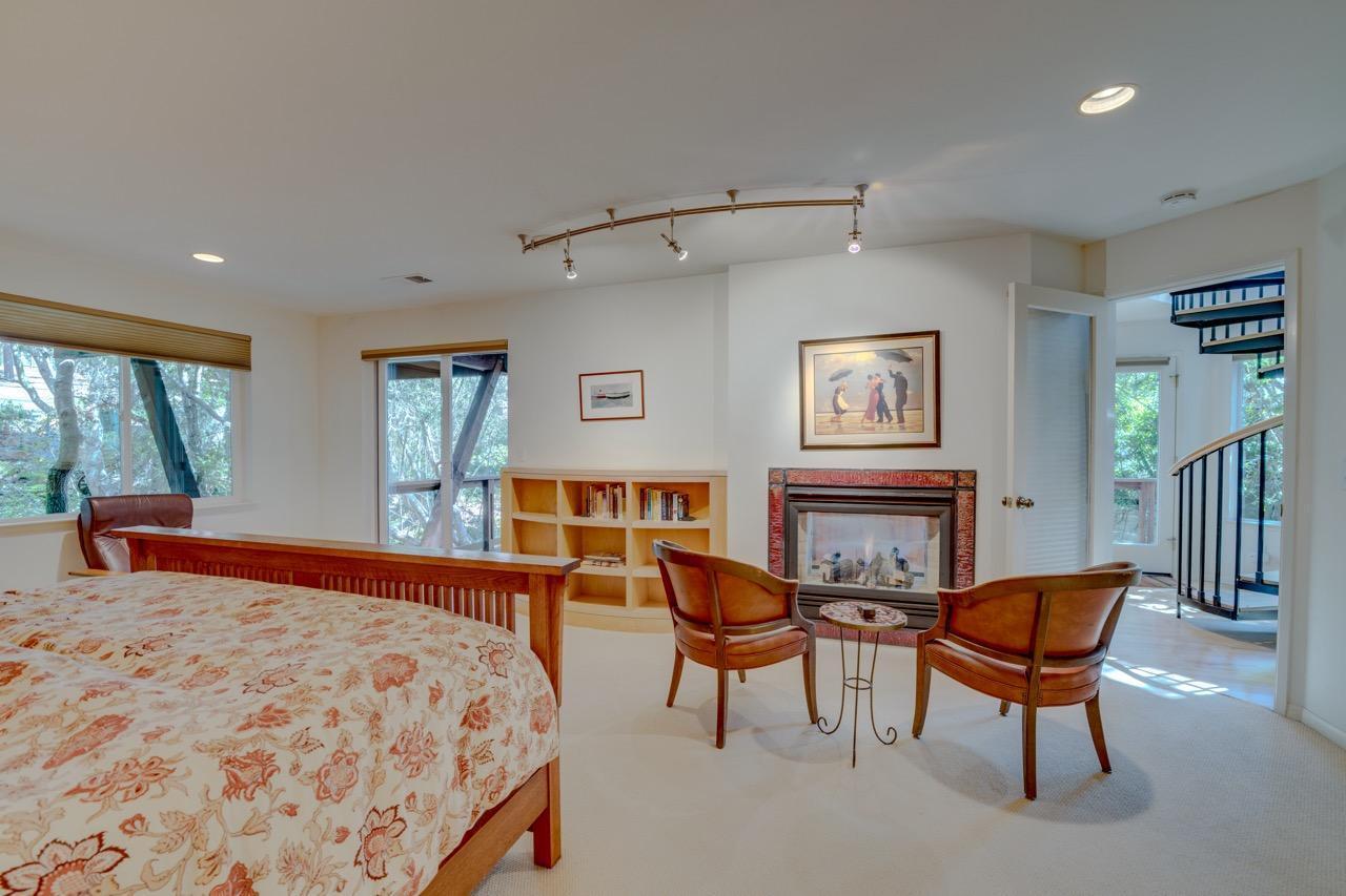 Cambria, California 93428, United States, 3 Bedrooms Bedrooms, ,3 BathroomsBathrooms,Residential,Pending,44768