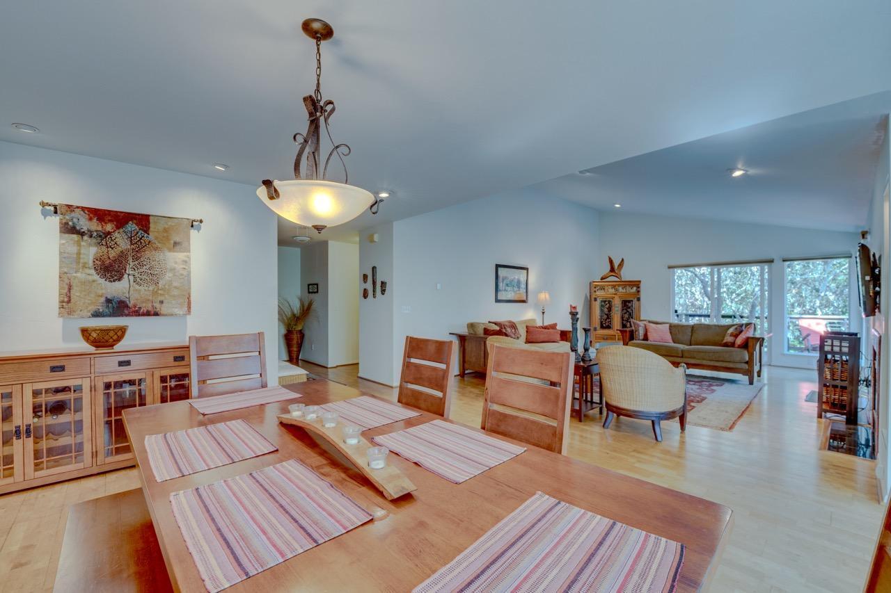 Cambria, California 93428, United States, 3 Bedrooms Bedrooms, ,3 BathroomsBathrooms,Residential,Pending,44768