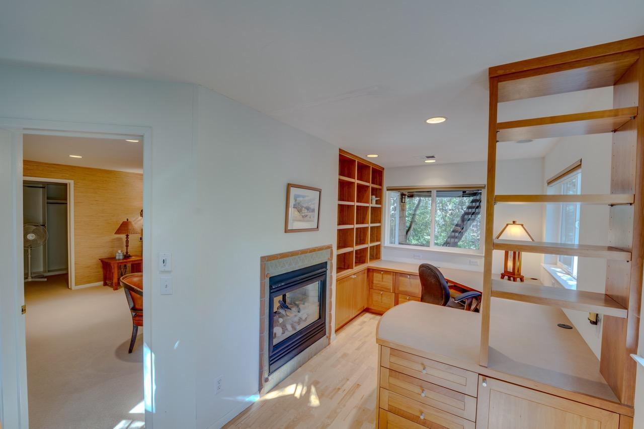 Cambria, California 93428, United States, 3 Bedrooms Bedrooms, ,3 BathroomsBathrooms,Residential,Pending,44768