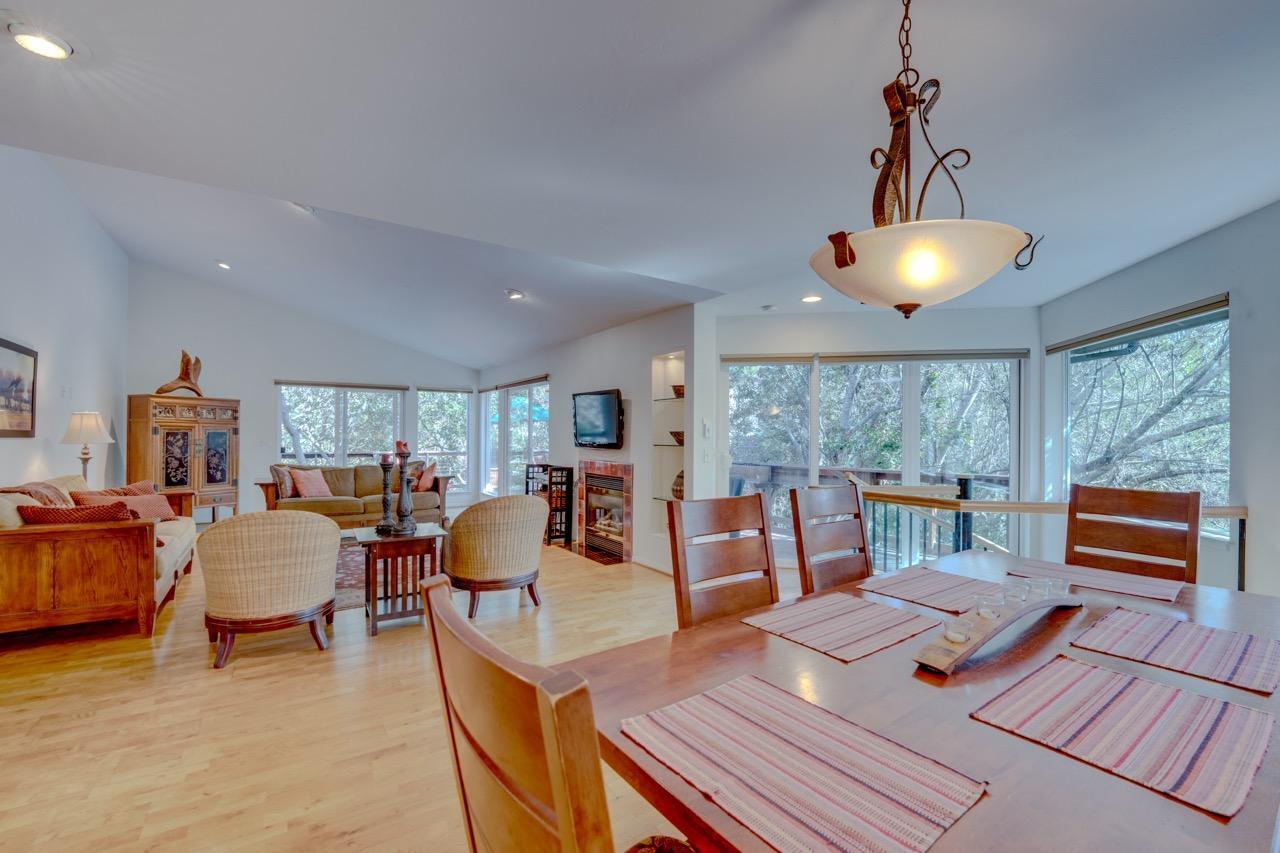 Cambria, California 93428, United States, 3 Bedrooms Bedrooms, ,3 BathroomsBathrooms,Residential,Pending,44768