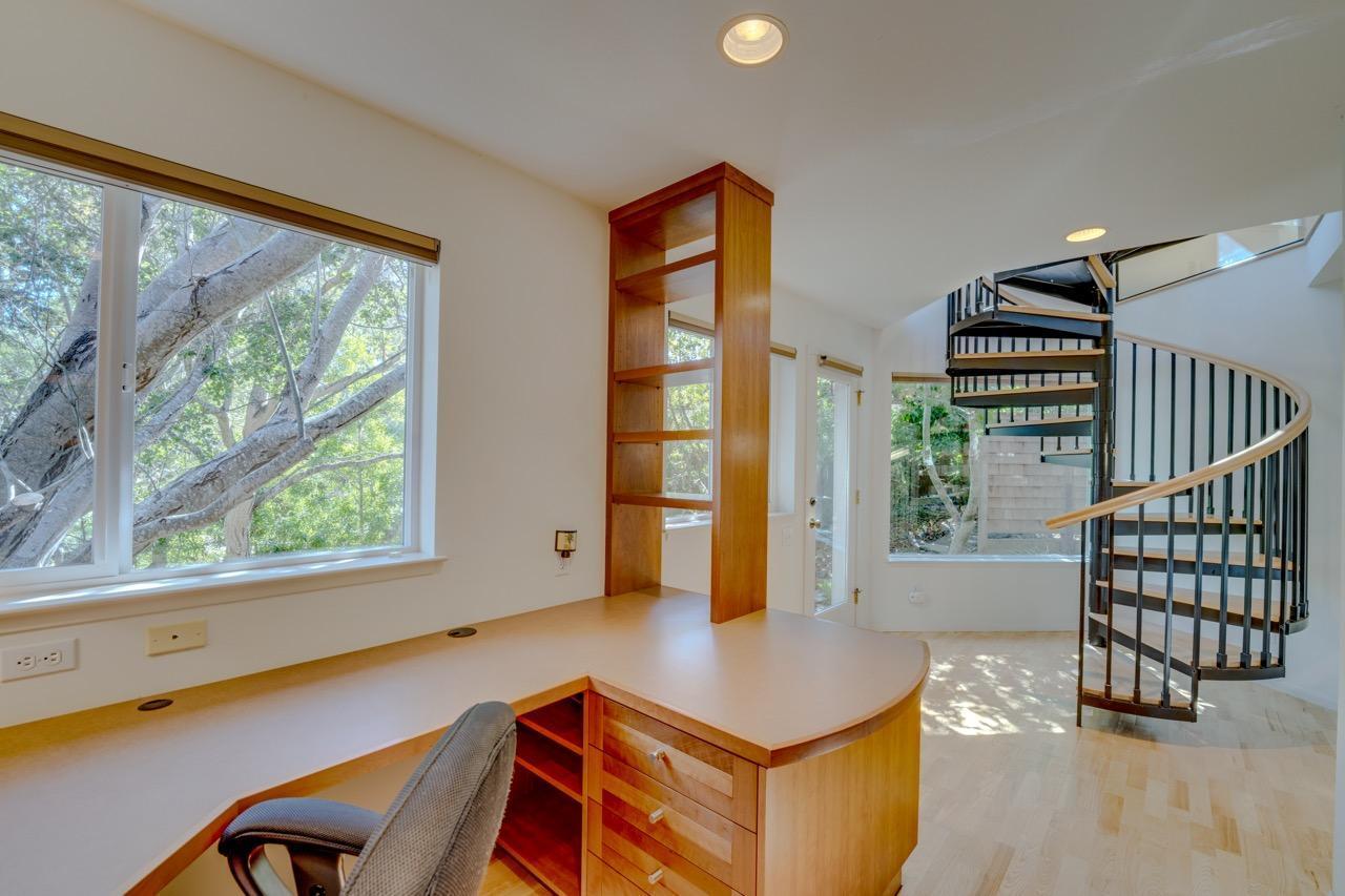 Cambria, California 93428, United States, 3 Bedrooms Bedrooms, ,3 BathroomsBathrooms,Residential,Pending,44768