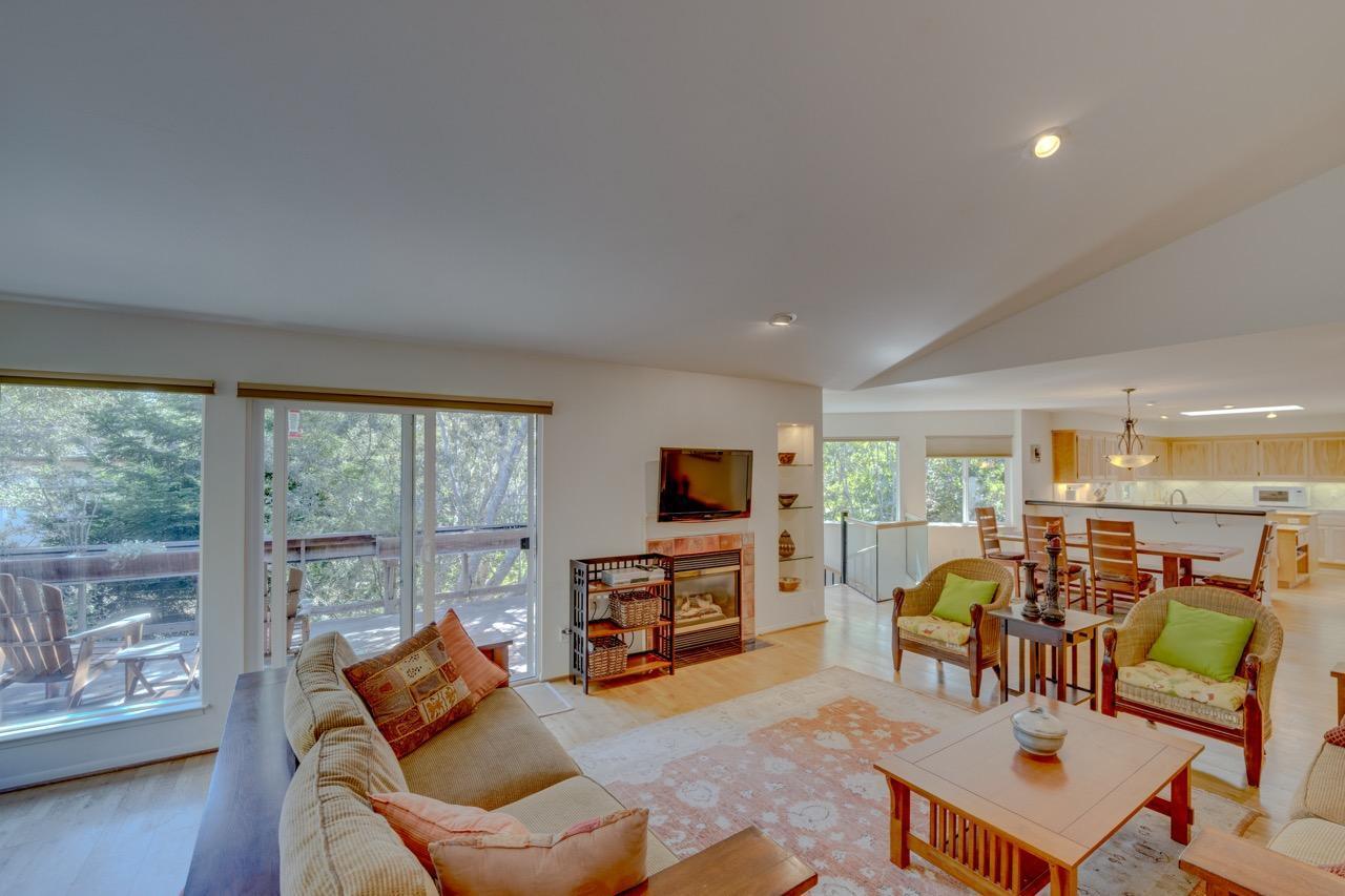 Cambria, California 93428, United States, 3 Bedrooms Bedrooms, ,3 BathroomsBathrooms,Residential,Pending,44768