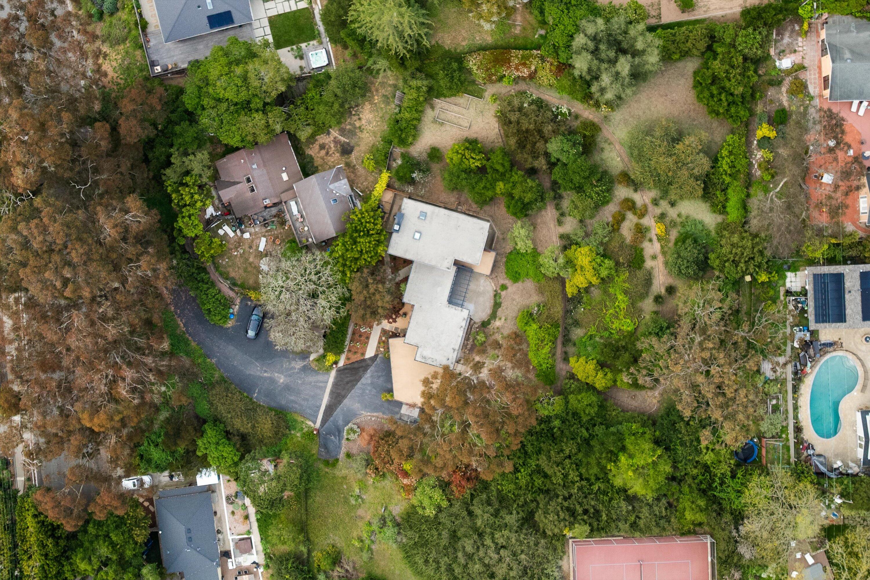 Santa Barbara, California 93109, United States, 3 Bedrooms Bedrooms, ,3 BathroomsBathrooms,Residential,Active,124023