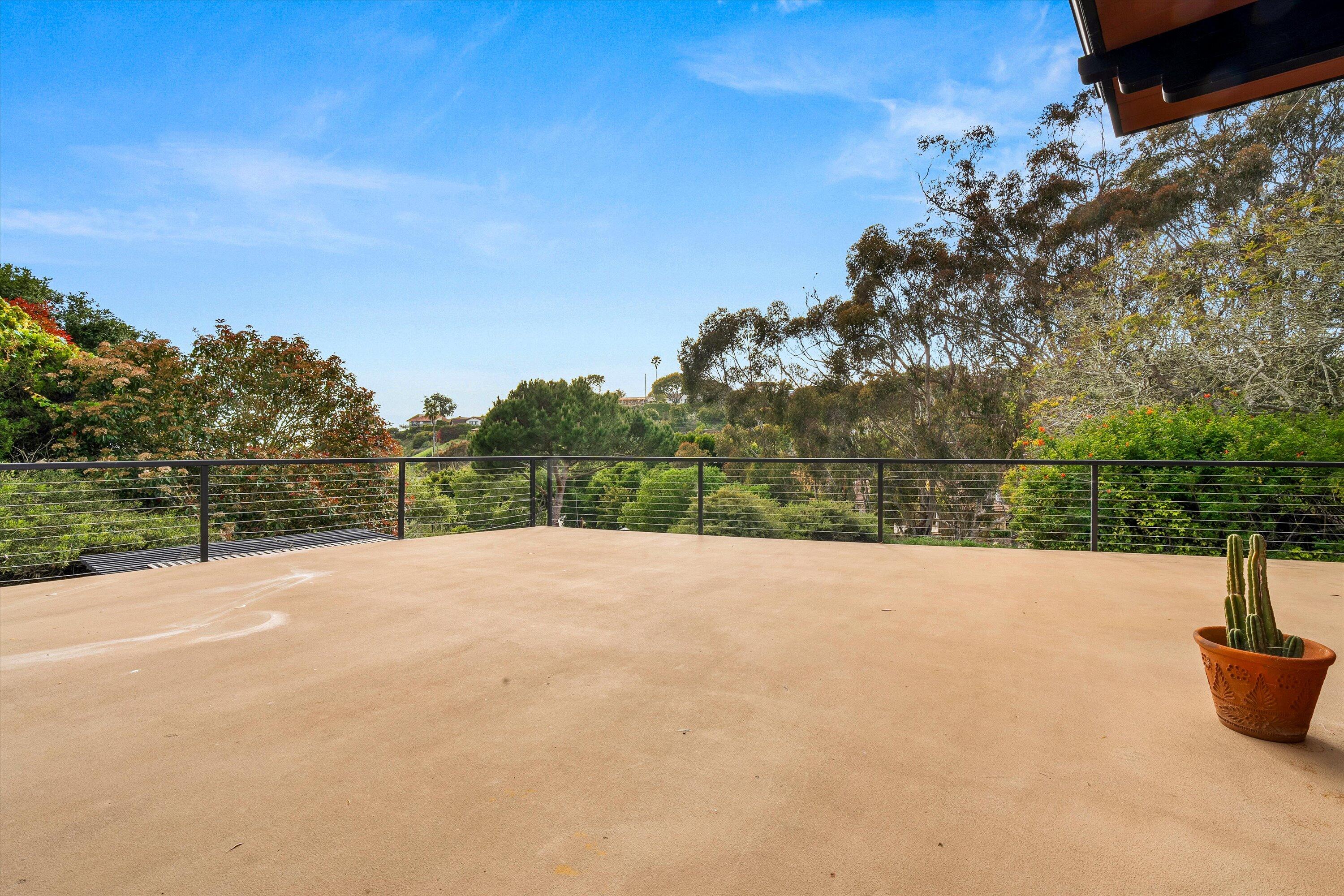 Santa Barbara, California 93109, United States, 3 Bedrooms Bedrooms, ,3 BathroomsBathrooms,Residential,Active,124023