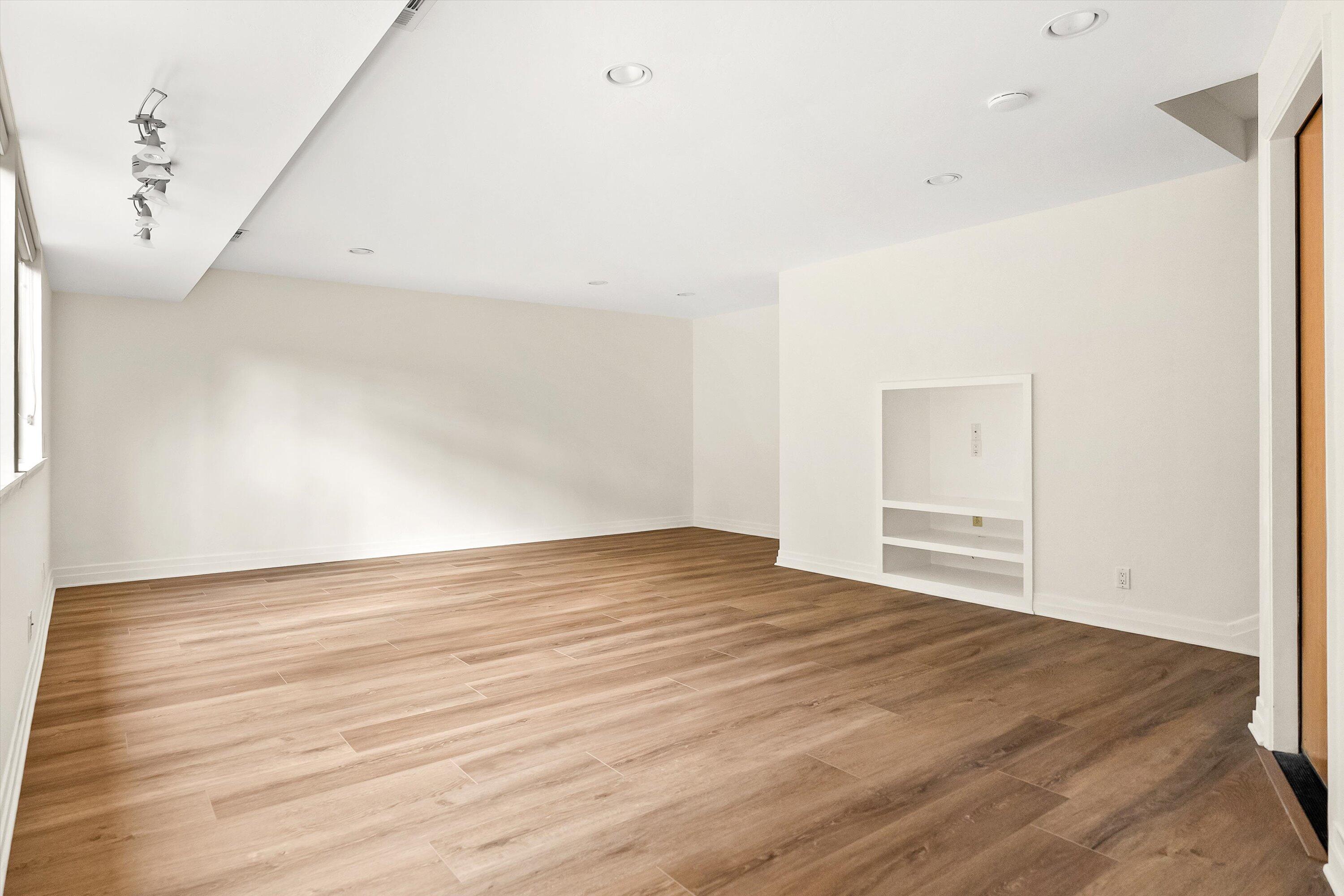 Santa Barbara, California 93109, United States, 3 Bedrooms Bedrooms, ,3 BathroomsBathrooms,Residential,Active,124023