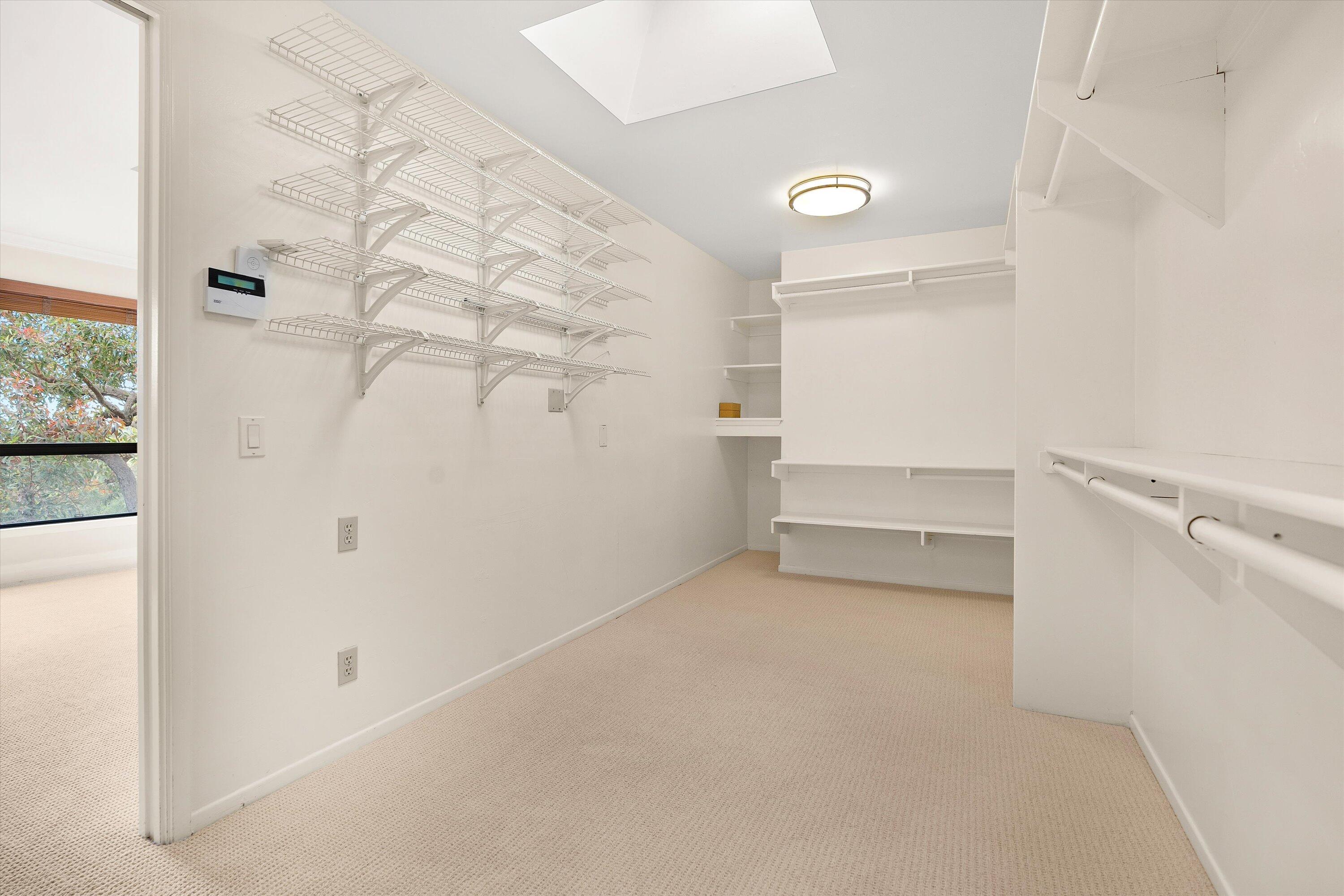 Santa Barbara, California 93109, United States, 3 Bedrooms Bedrooms, ,3 BathroomsBathrooms,Residential,Active,124023