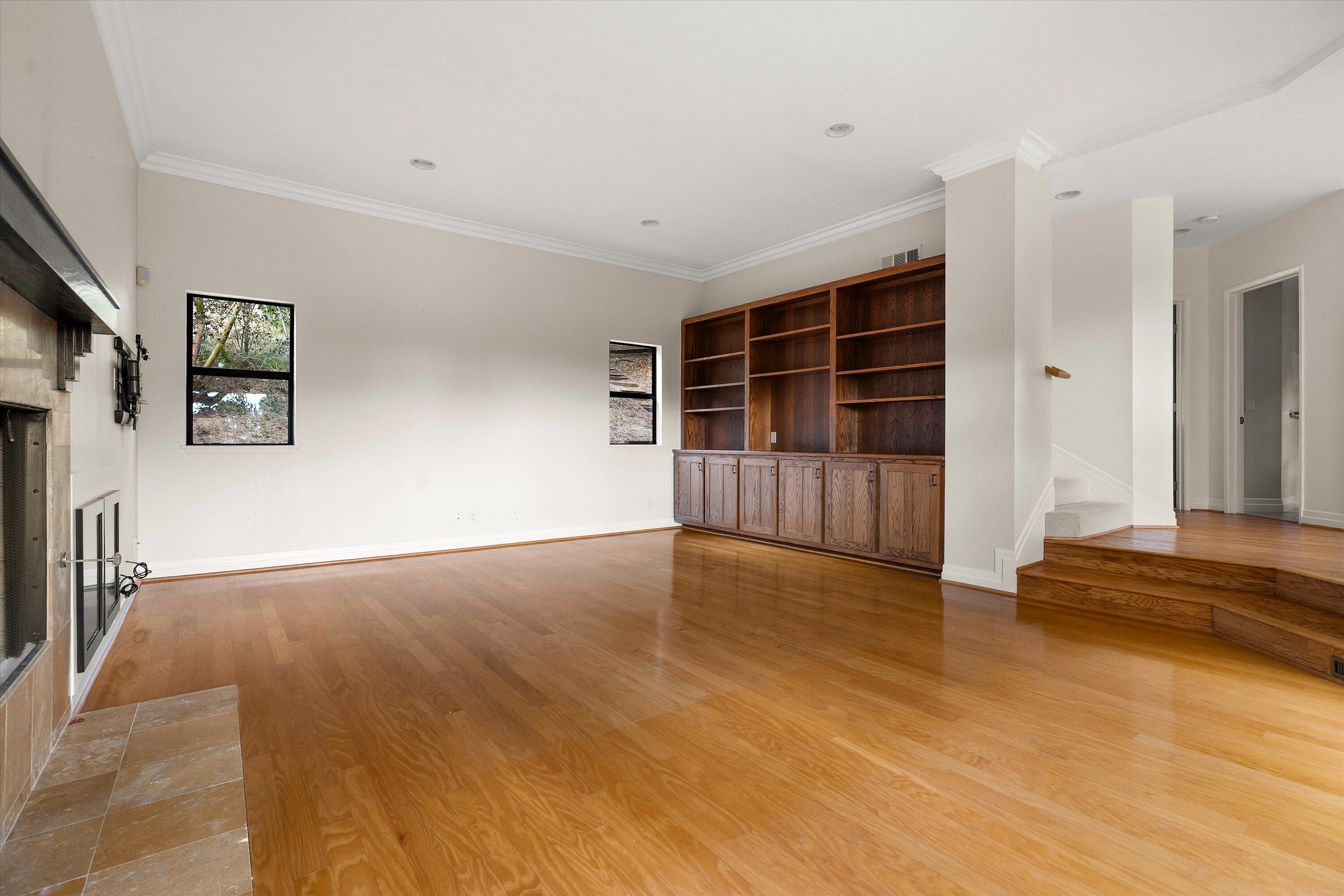 Santa Barbara, California 93109, United States, 3 Bedrooms Bedrooms, ,3 BathroomsBathrooms,Residential,Active,124023